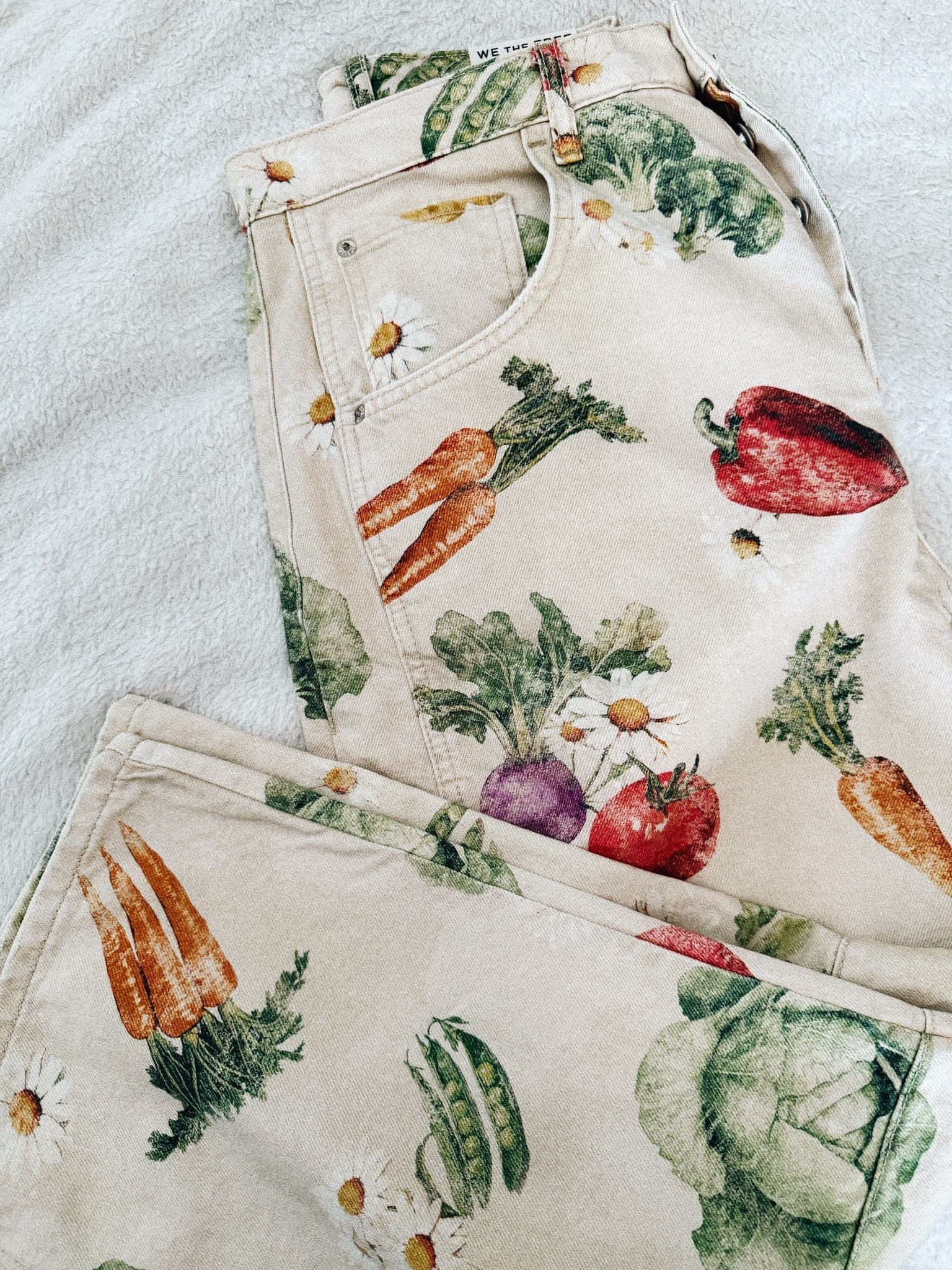 Favorite printed barrel jeans 

#LTKspring #LTKspringtrends #LTKdayinmylife