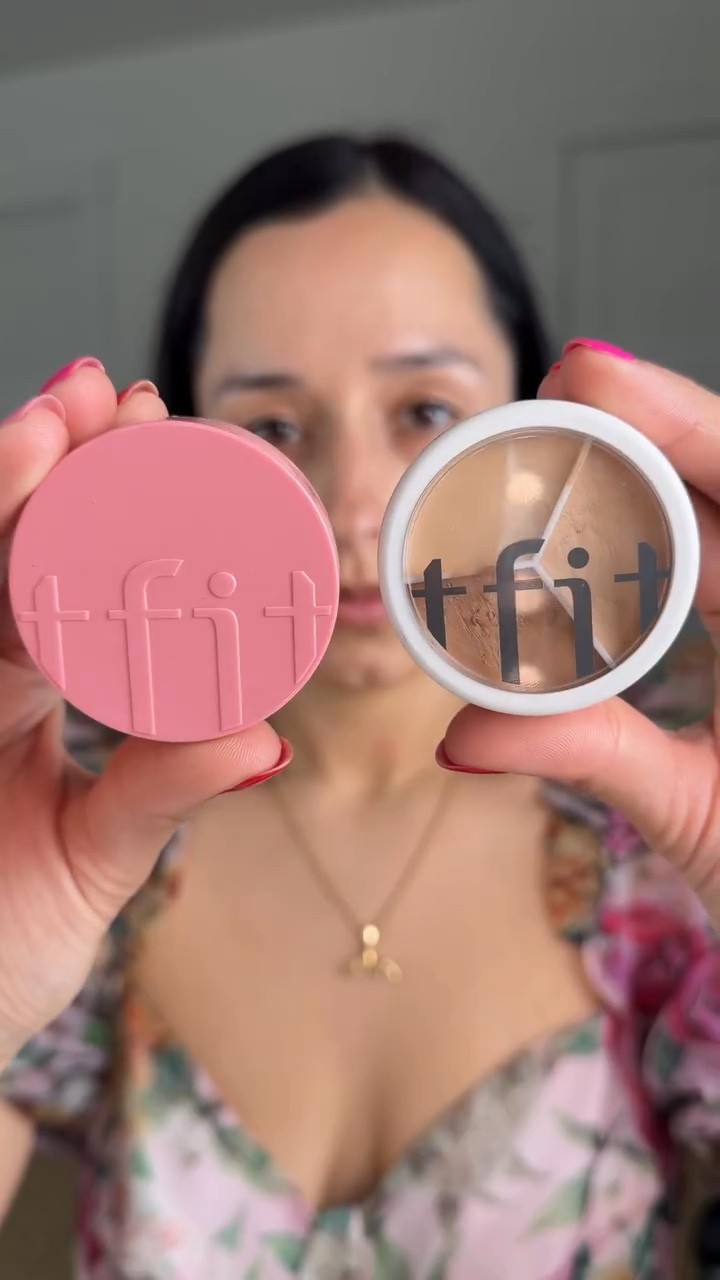 Bright under eyes, rosy cheeks.
That’s it … That’s the look.🩷

@tfit.global @amazonbeauty 

#tfitbeauty #softglam #everydaymakeup #tfit #kbeauty