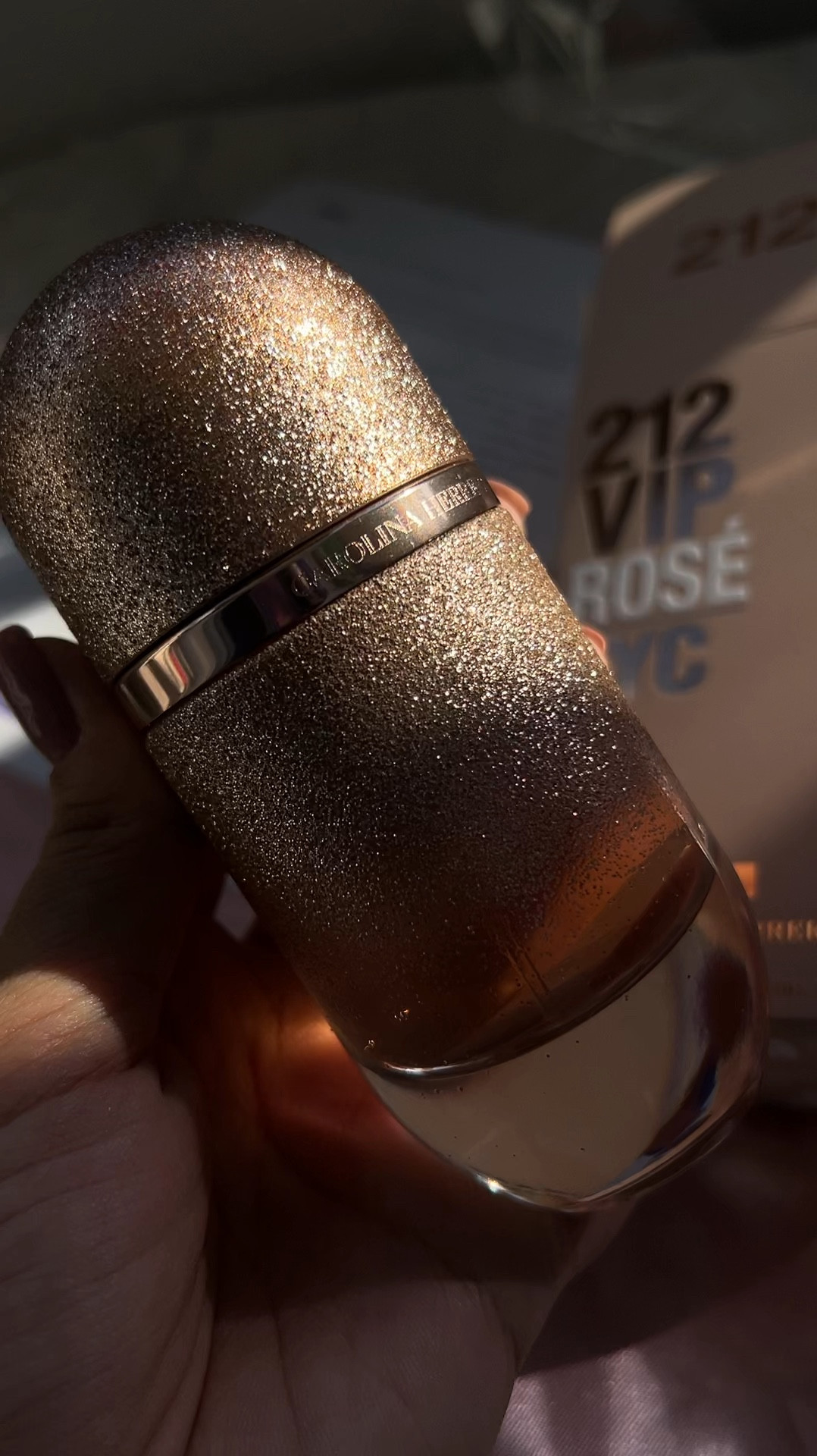 a perfeição existe e eu posso provar 💖
Carolina Herrera 212 VIP Elixir 