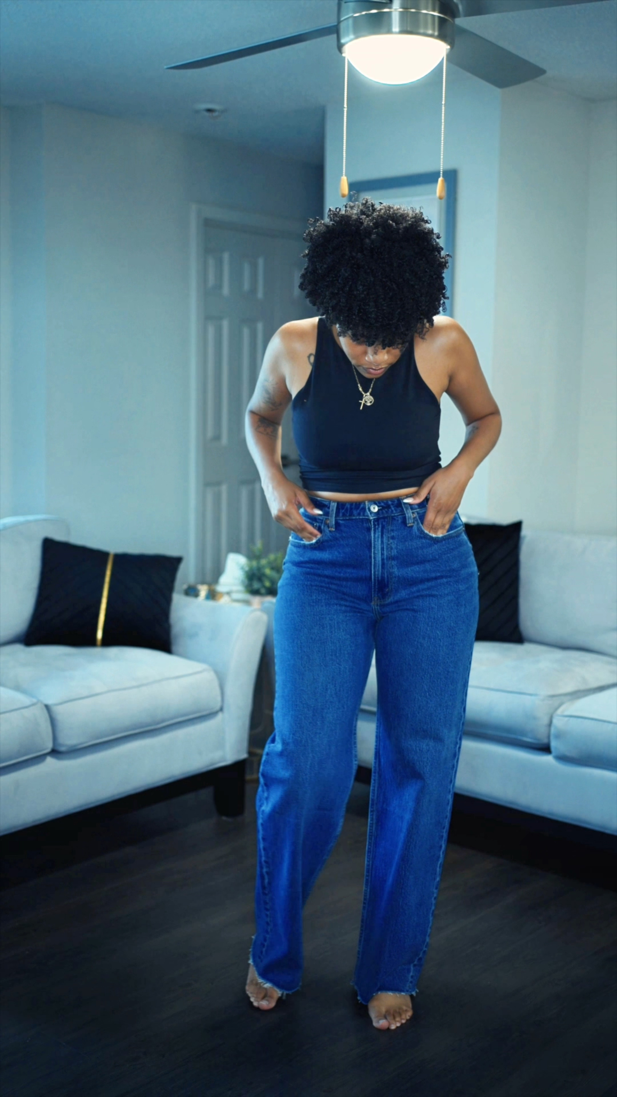 The Perfect Pair of Jeans For Curvy, Post Partum, and Mid Size Bodies!
Abercrombie and Fitch has the best jeans for anyone whether you’re petite or plus size. I love that it comes in an array of washes and lengths. Specifically for the curve love collection. 👖💙

I get mine in a size 30 and in “long.” Typically I purchased an eight for my bottoms. 


#LTKMidsize #LTKBacktoSchool #LTKFindsUnder100