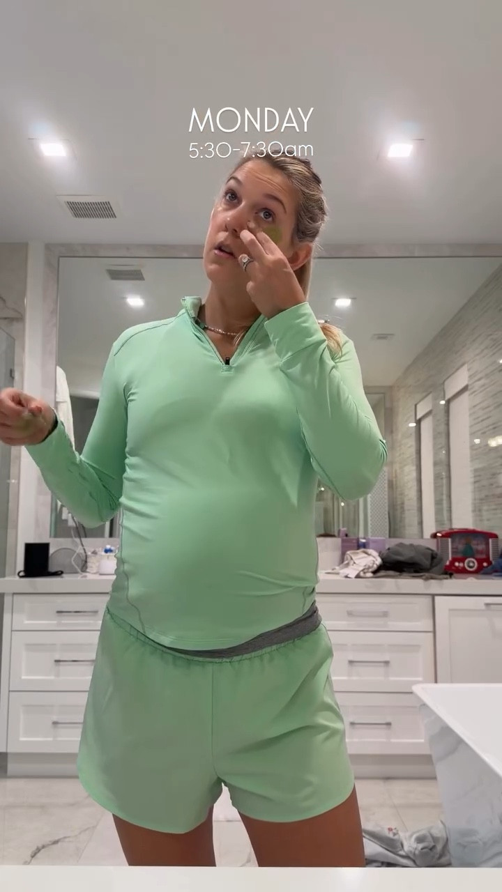 MONDAY 6:30-7:30am 🤍 workout, skincare, and toddler time!

#LTKmomlife #LTKvlog #LTKgrwm