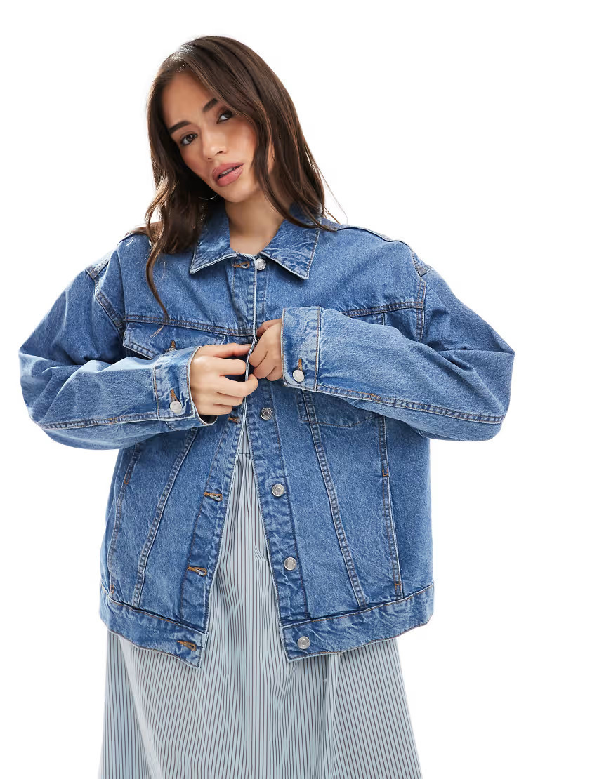 ASOS DESIGN oversize 90s denim jacket in midwash blue | ASOS (Global)