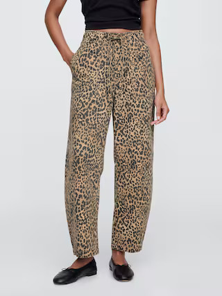 Mid Rise Print Pull-On Barrel Jeans | Gap Factory