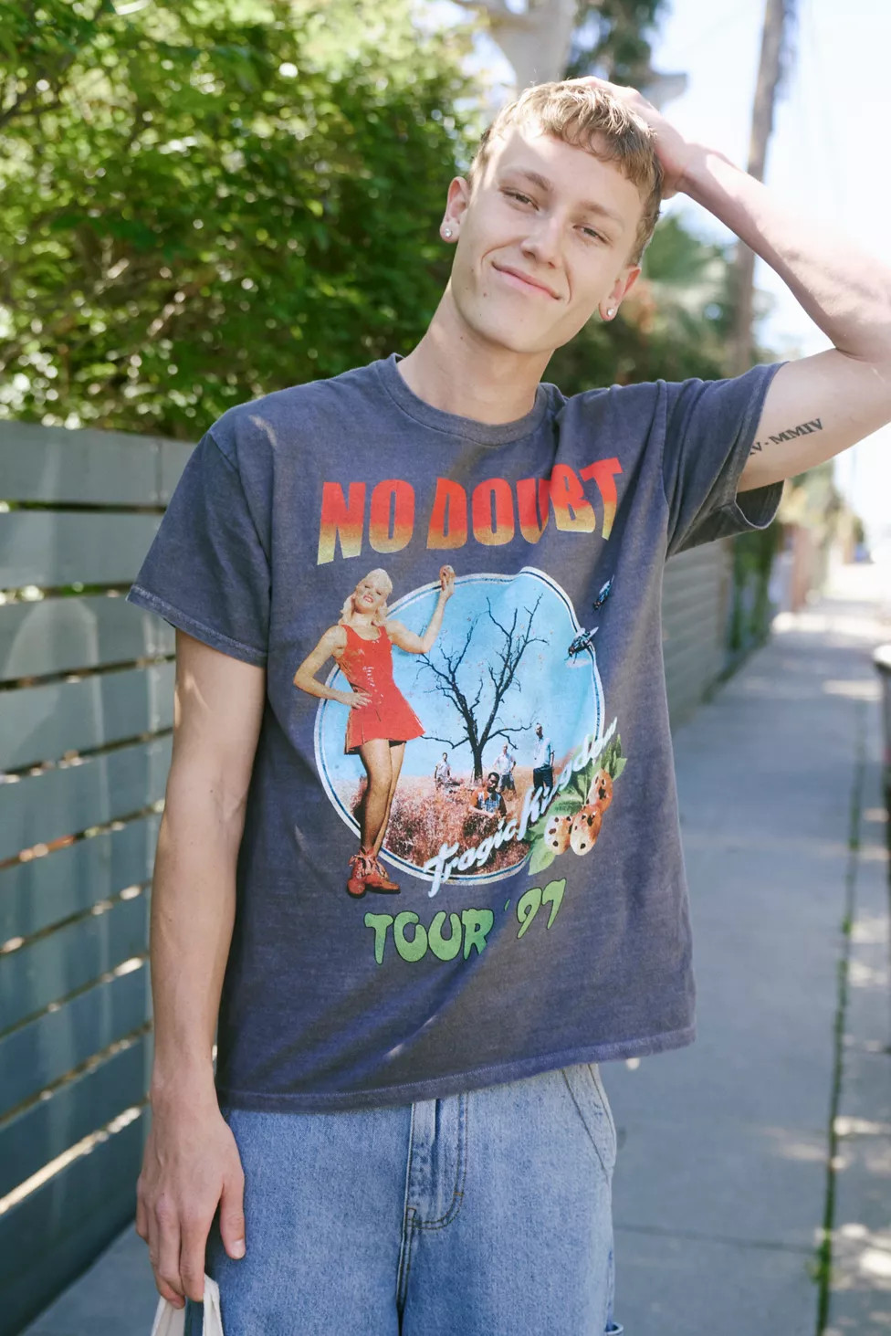 No Doubt 1997 Tour Graphic Tee | Urban Outfitters (US and RoW)