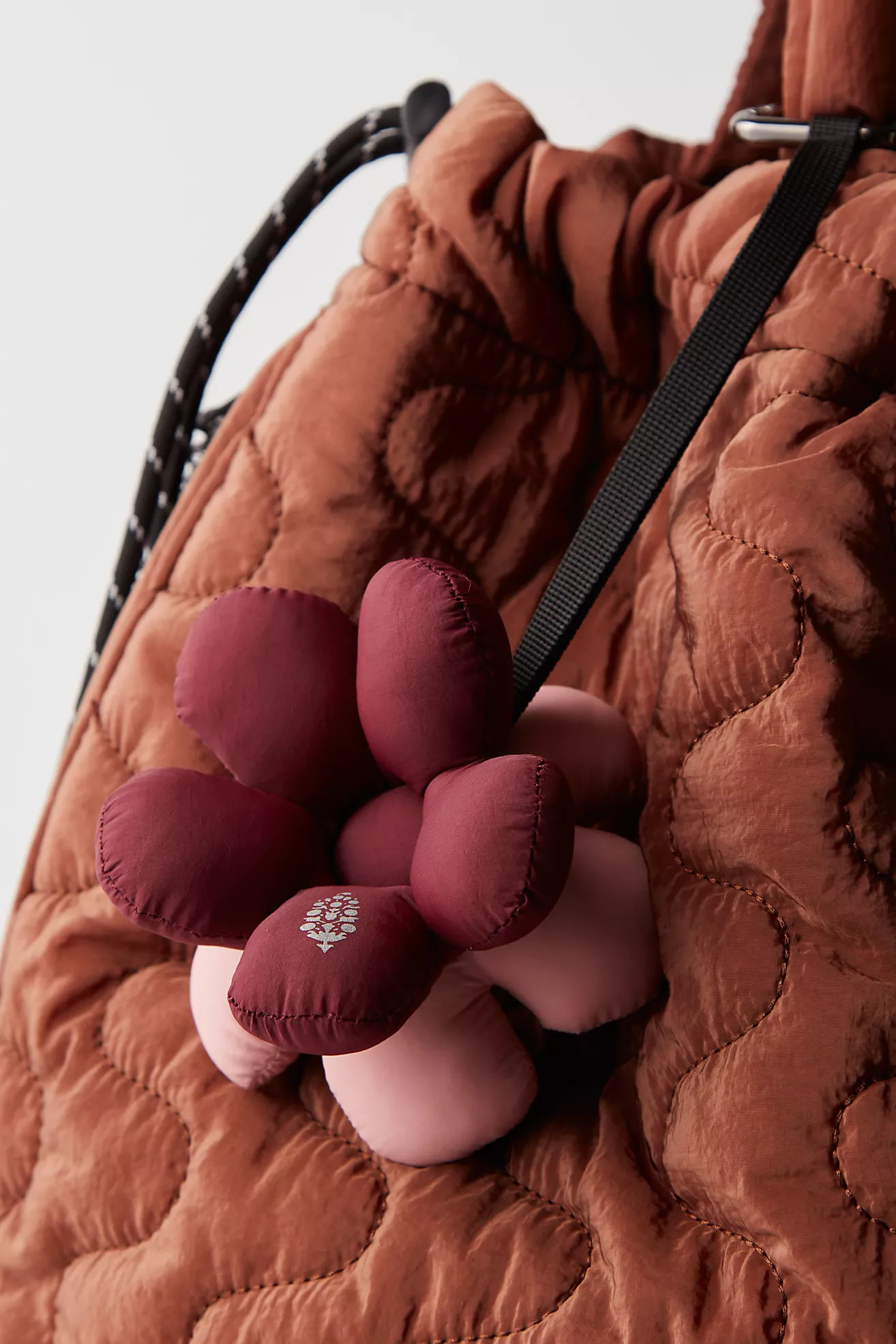 Petal Talk Keyring | Free People (Global - UK&FR Excluded)