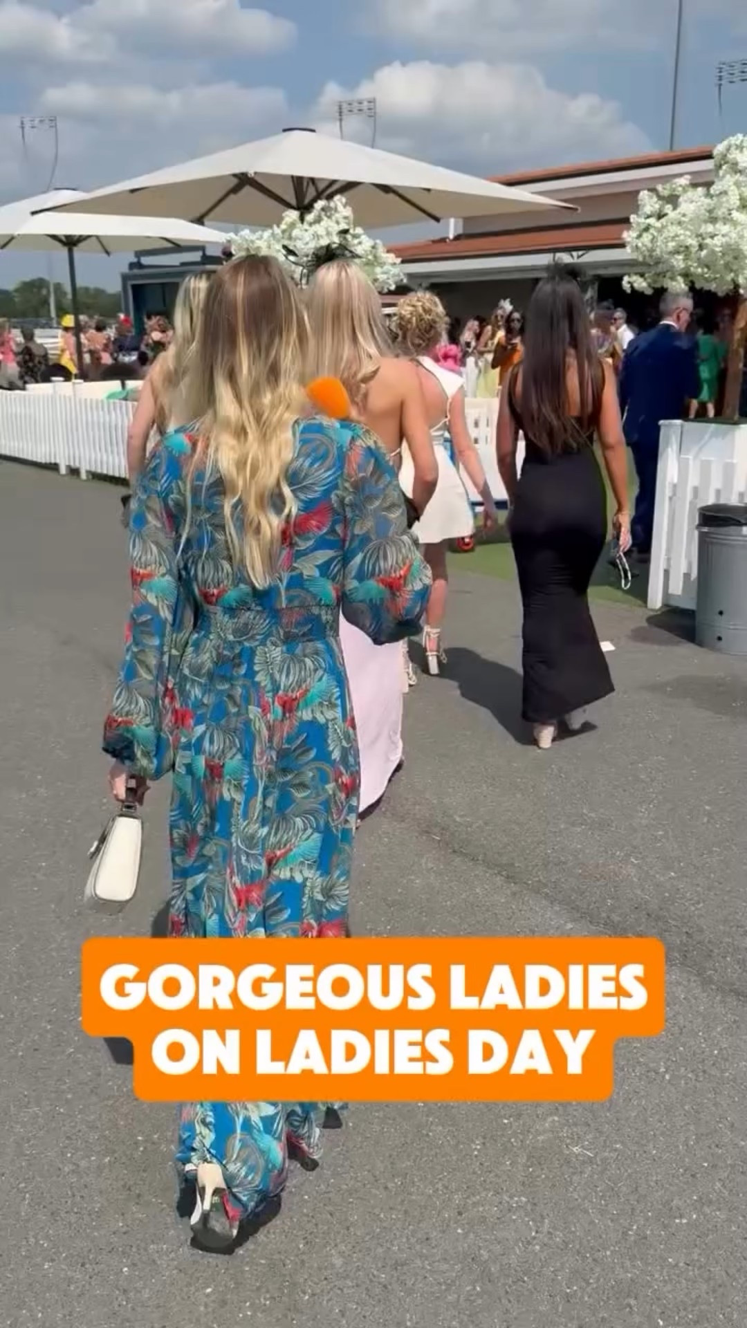 All these ladies looking gorgeous 🔥

#RacedayTV #HorseRacing #Fashion