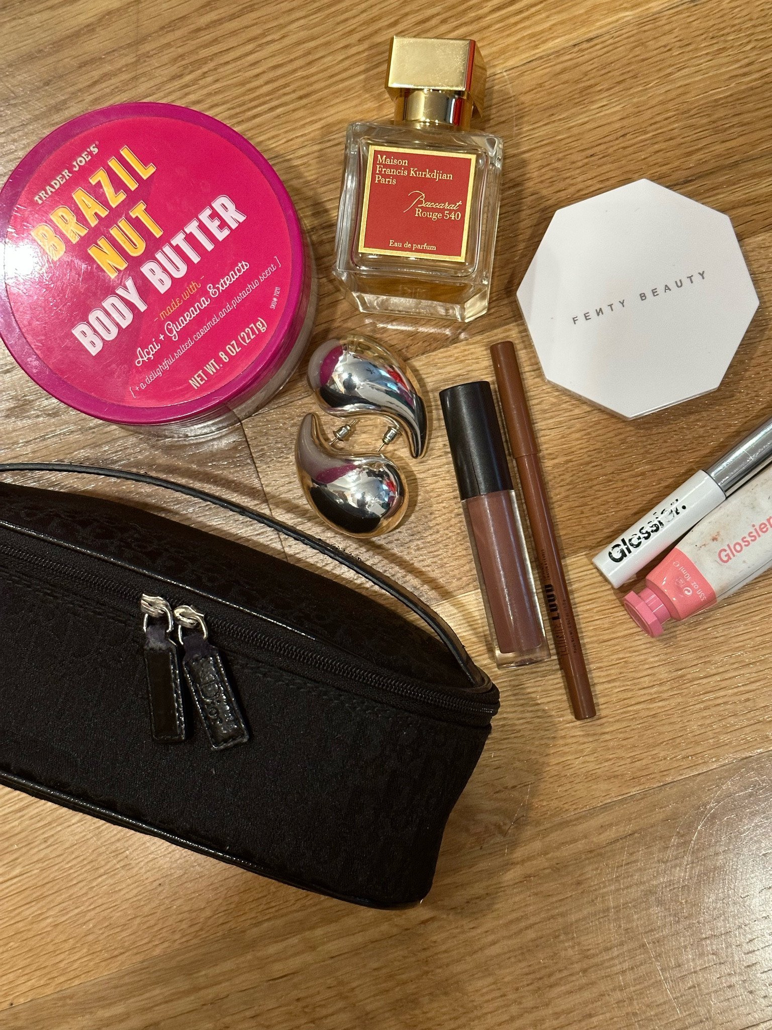 Girl Essentials 

#LTKstyletip #LTKbeauty #LTKMostLoved