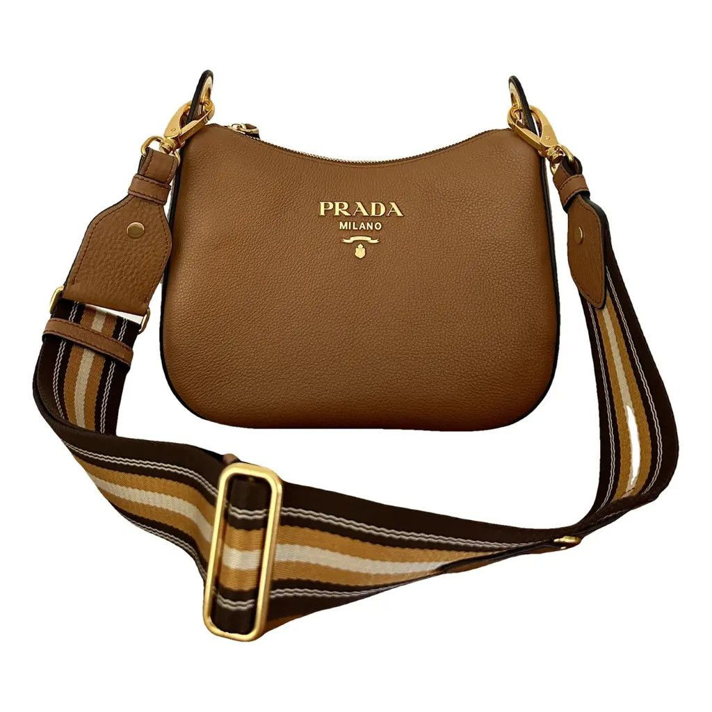 o1srvl11e0624 Size: OS / Shoulder Bag in Camel | Grailed