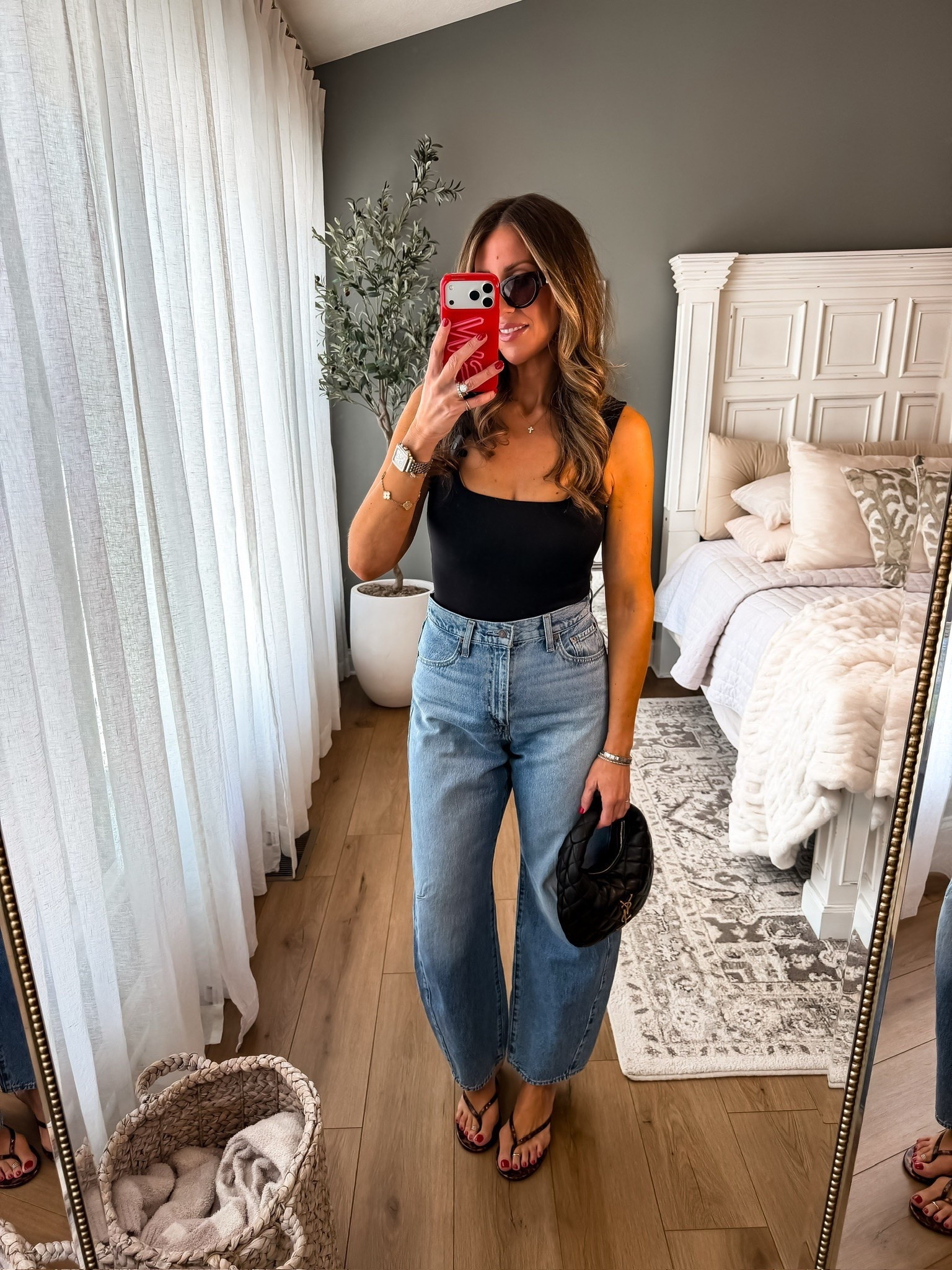 WEEKLY BEST SELLER! Levi’s cinch barrel jeans, date night outfit, jeans dressed up, elevated jeans, themominstyle 

#LTKselfcare #LTKootd #LTKSeasonal