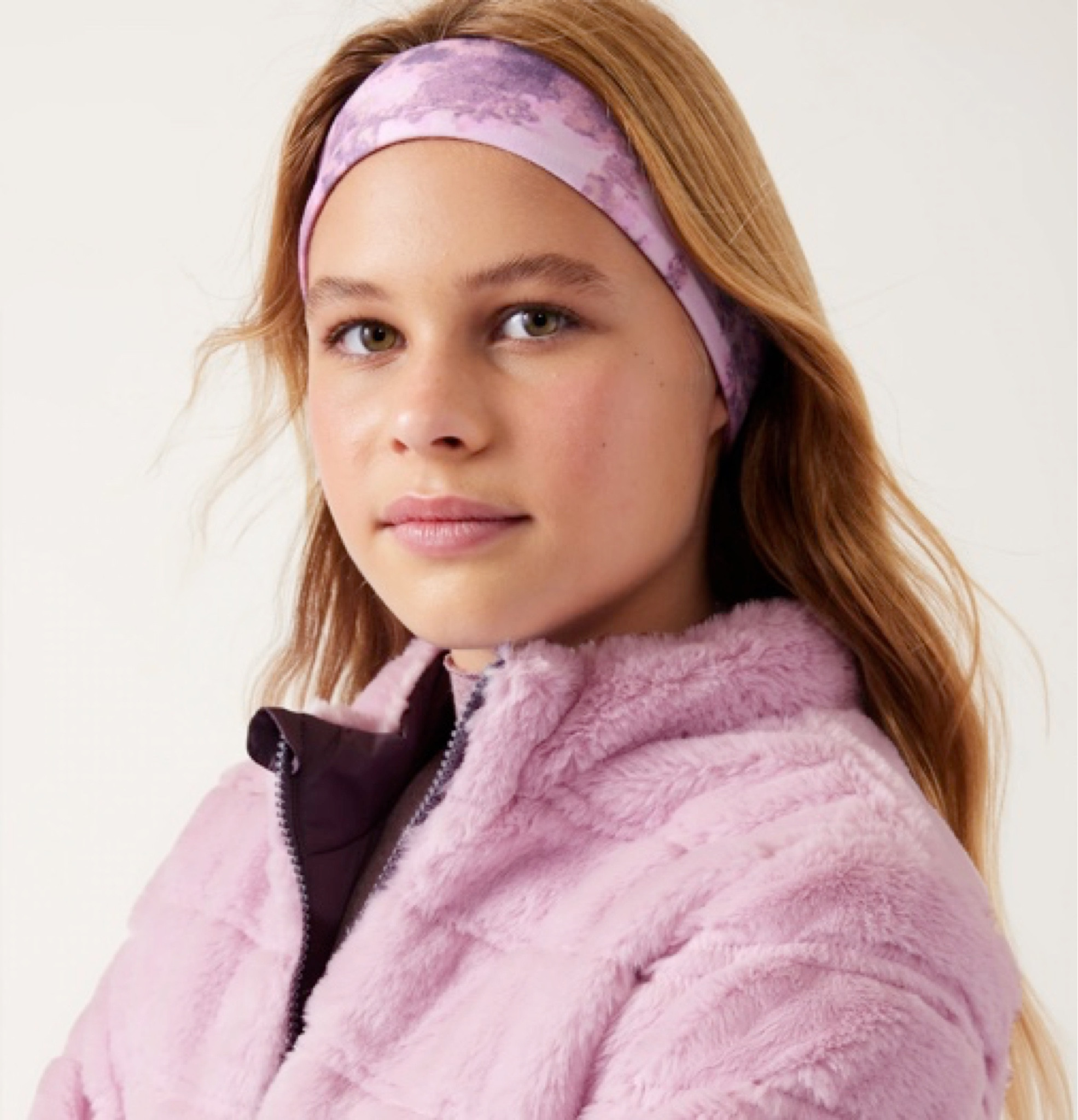 Pink fitness headband from Athleta 🎀 The cutest pink headband that could be worn for working out or to wear just for fun! 

#LTKfit #LTKunder50 #LTKSale