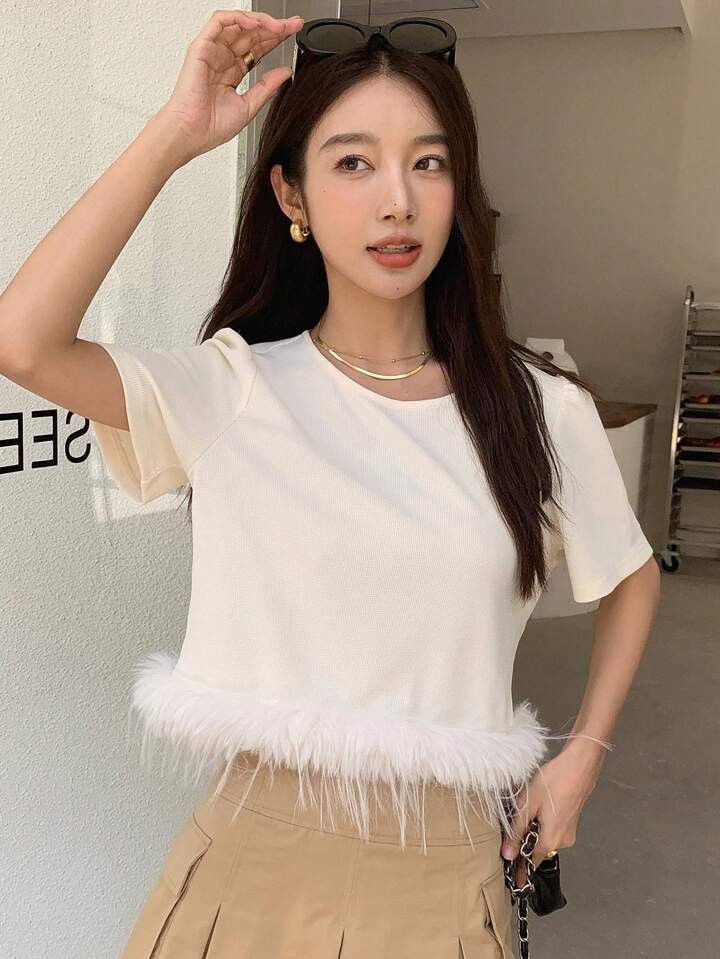 DAZY Solid Fuzzy Trim Puff Sleeve Tee | SHEIN