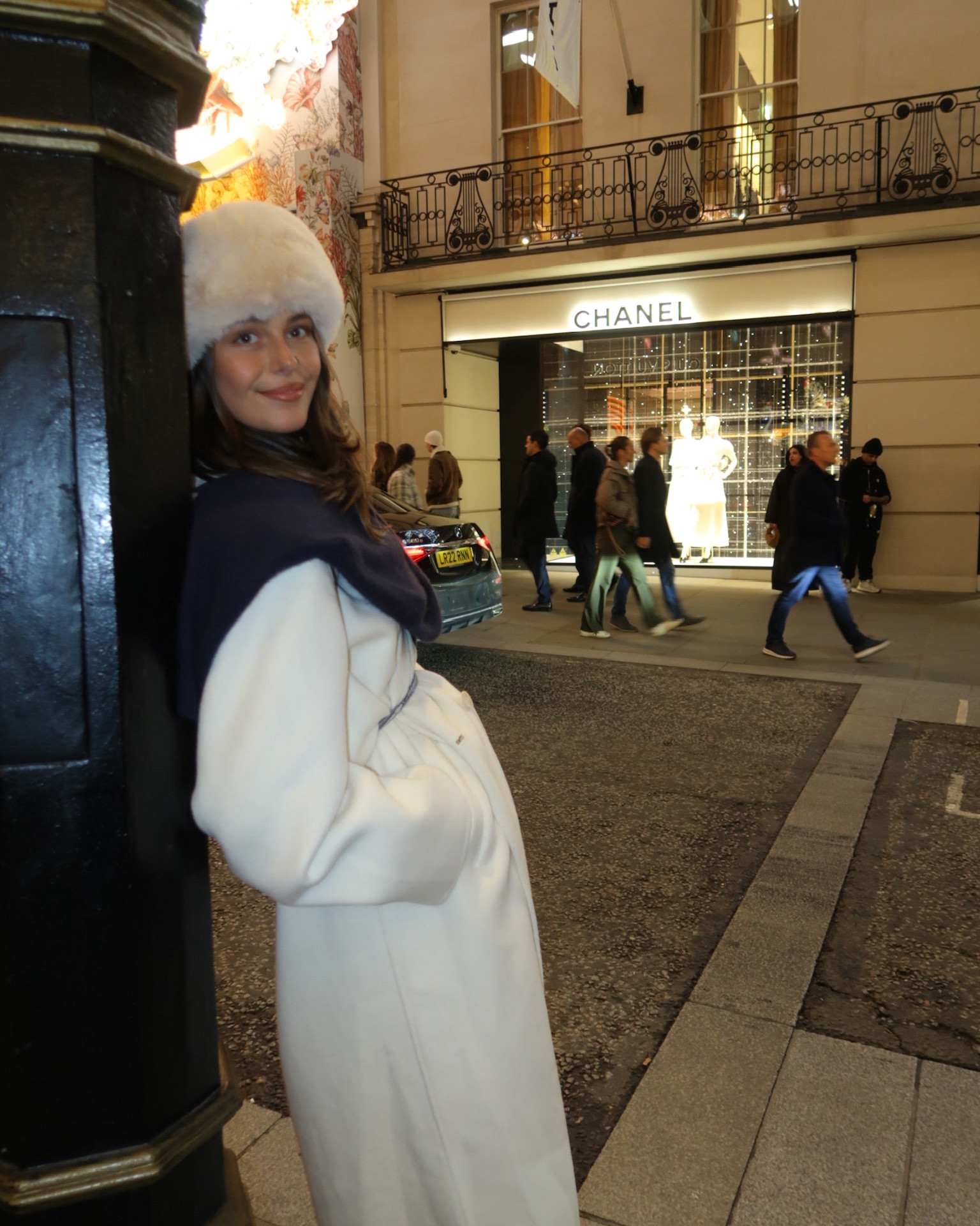 Coat of my dreams ☁️🌬️

Coat- The Frankie shop | size large (runs very oversized, wish I got a small or medium!!)
Jumper - anine bing - medium
Hat - revolve
Shoes - golden goose | size 41
Pants - Ralph Lauren | size medium



#LTKstyletip #LTKtravel #LTKaustralia