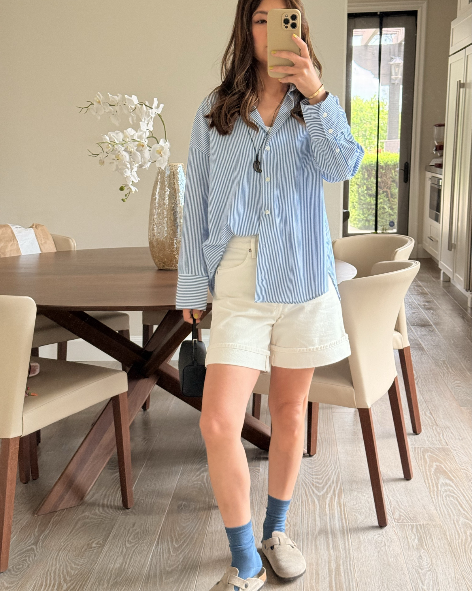Summer outfits, capri leggings, oversized denim shirt, etc

#LTKItBag #LTKSeasonal #LTKStyleTip