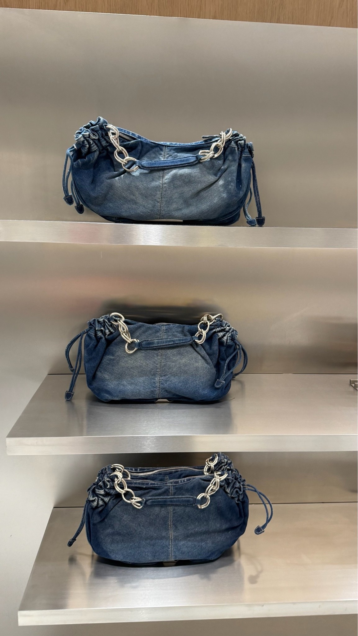 Denim handbags! Statement purse to add to fall collection & rotation!

#LTKootd