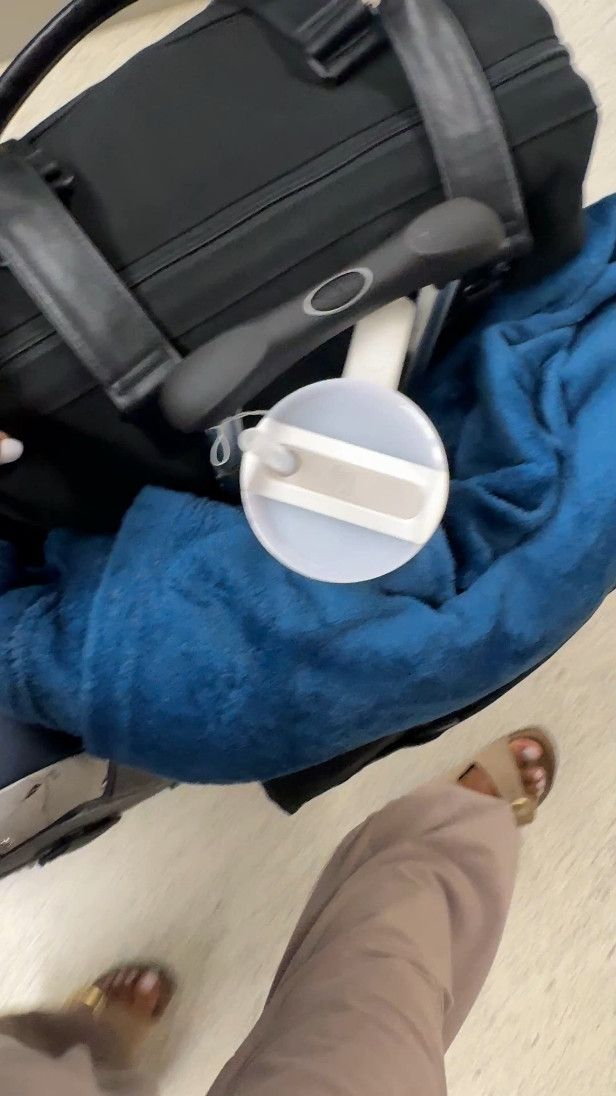 Don’t mind me and lil Stanley on our way to catch next flight! Just call us cute & hydrated ✈️

For sizing reference: I'm 5'2 | 150lbs | ftts | wearing a small in everything | size up for looser fit

Disclaimer: some items may be limited availability 😫 but tagging a few similar pieces and linking what’s available! 🫶🏽


#outfitinspo #flyageless #silverhair #pixiecut #shorthairstyle #midlife #fashionover40 #stylereel #LTKStyle #ootd #outfitcheck #outfitdetail #fitcheck #fashionover40 #casualchic #fashionreelcreator #silverhair #whattowearnow #greyhair #streetsyle #outiftinspo #fashion #casualchicstyle #LTKParty #LTKFashionFinds #travel #travelinspo

#LTKTravel #LTKOver40 #LTKStyleTip