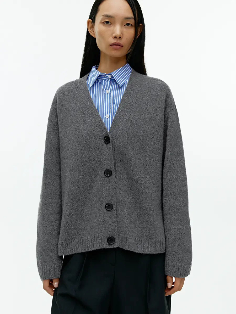 Cashmere Cardigan | ARKET (US&UK)