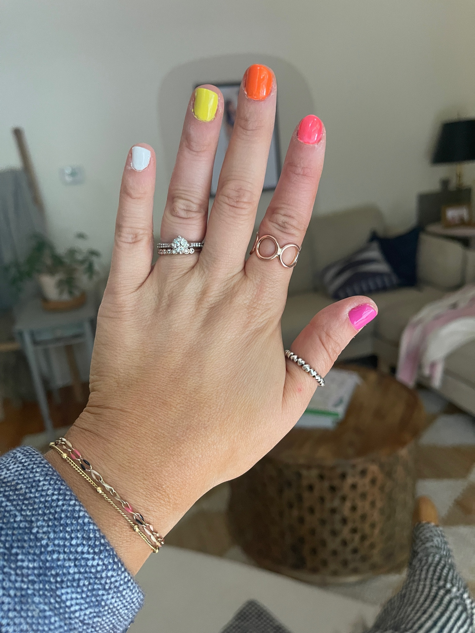 Cute sunset nails manicure



#LTKFindsUnder100 #LTKBeauty #LTKStyleTip