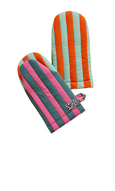 Dusen Dusen Oven Mitt in Ginger from Revolve.com | Revolve Clothing (Global)