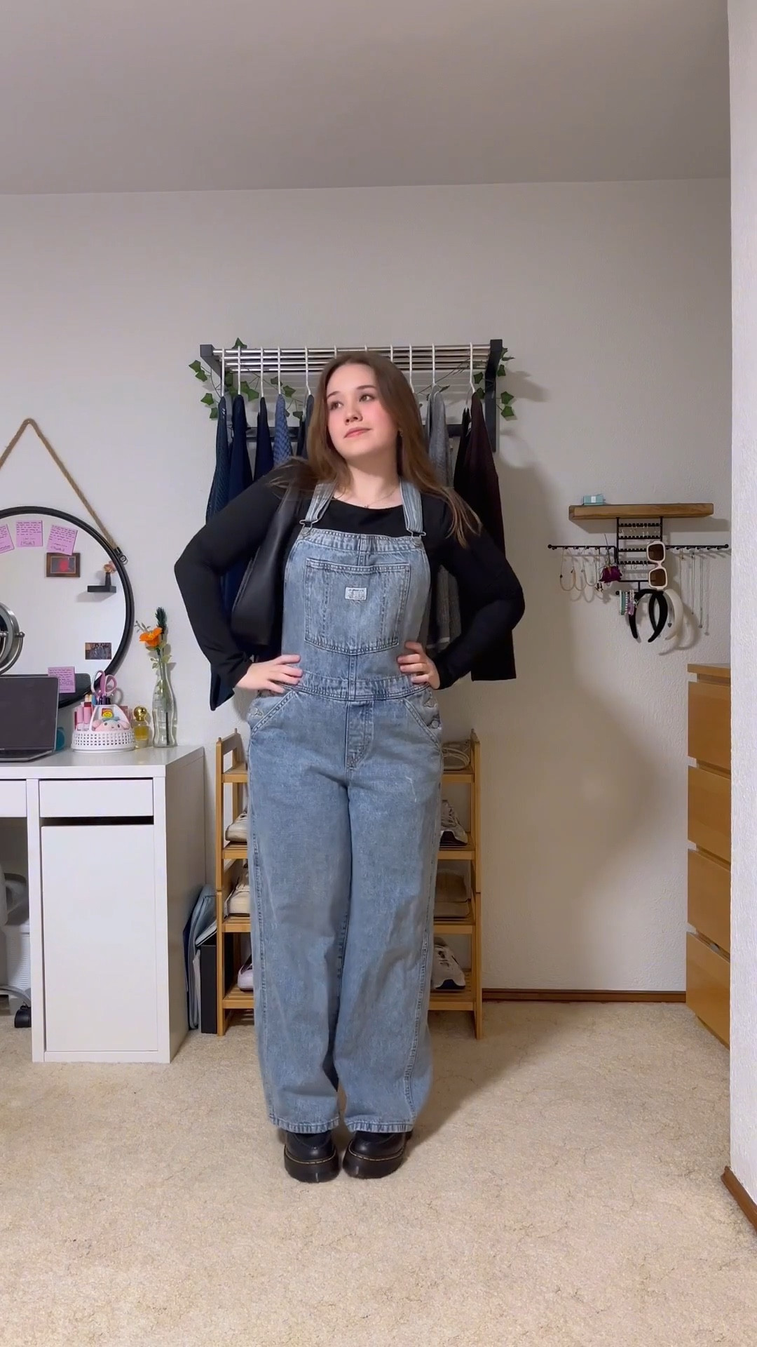 Cute overalls outfit!

#LTKSeasonal #LTKU #LTKStyleTip