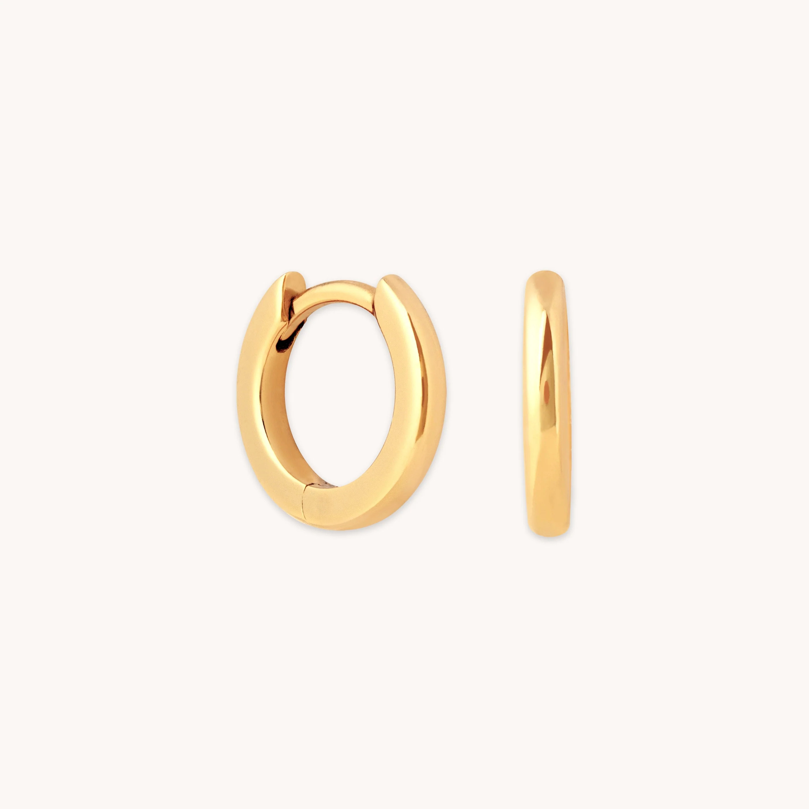 Essential Huggies in Gold | Astrid & Miyu UK