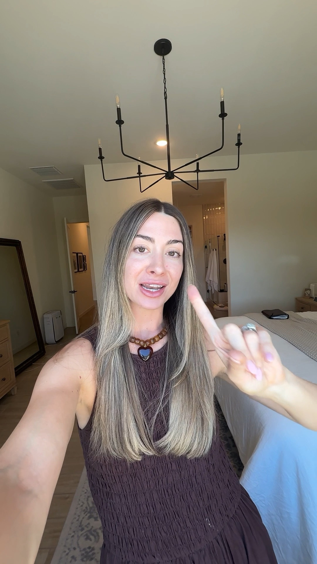 #AD | No notes 📝!!!! These products are so good grab them at @target especially if you need help with dull hair & stubborn frizz!!! 🧴🚿 @lorealparis 

#ad #TargetPartner #Target #LOrealParisPartner​ #LOrealParisHairCare ​#EverPureIronSleek