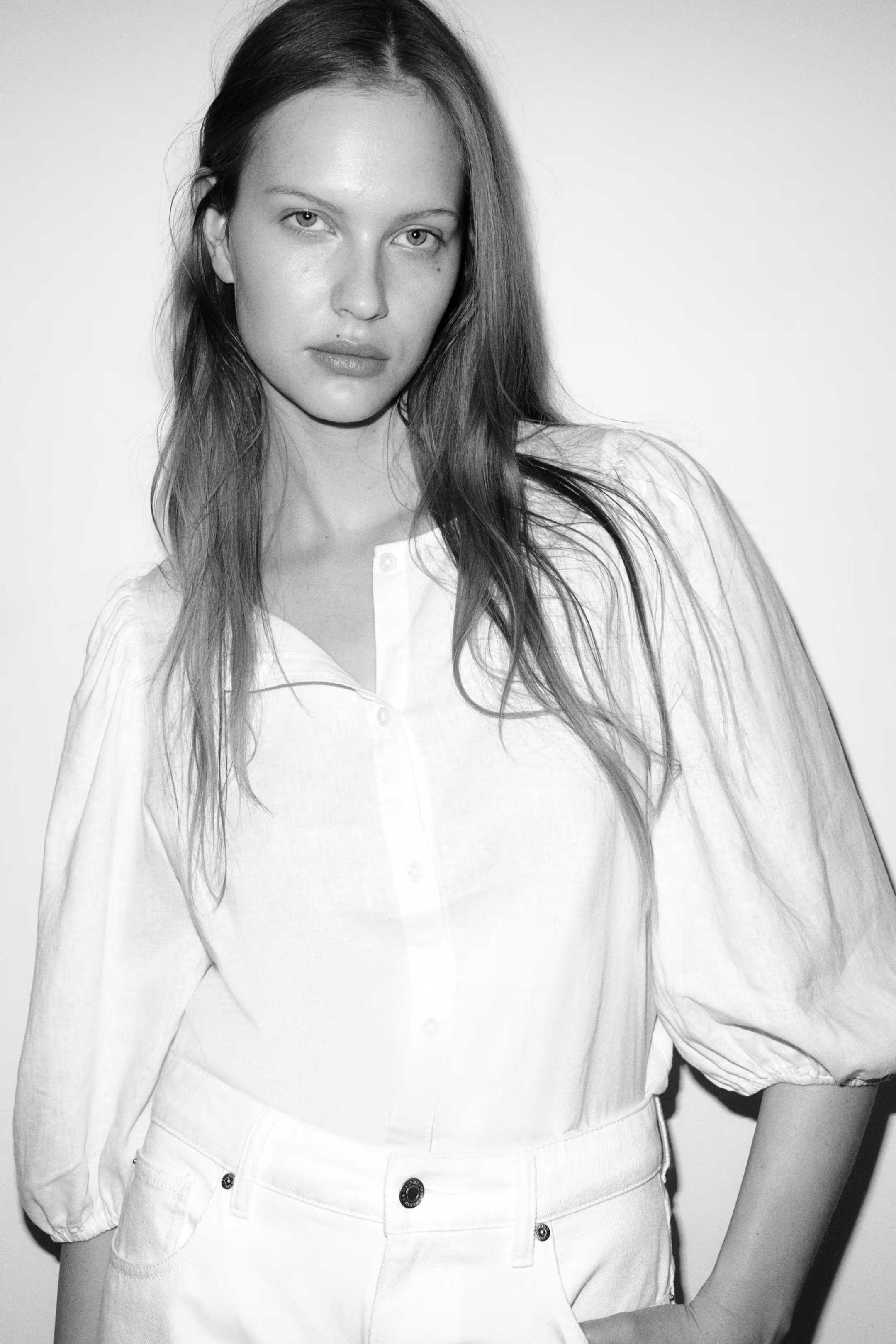 Linen-blend blouse | H&M (UK, MY, IN, SG, PH, TW, HK)