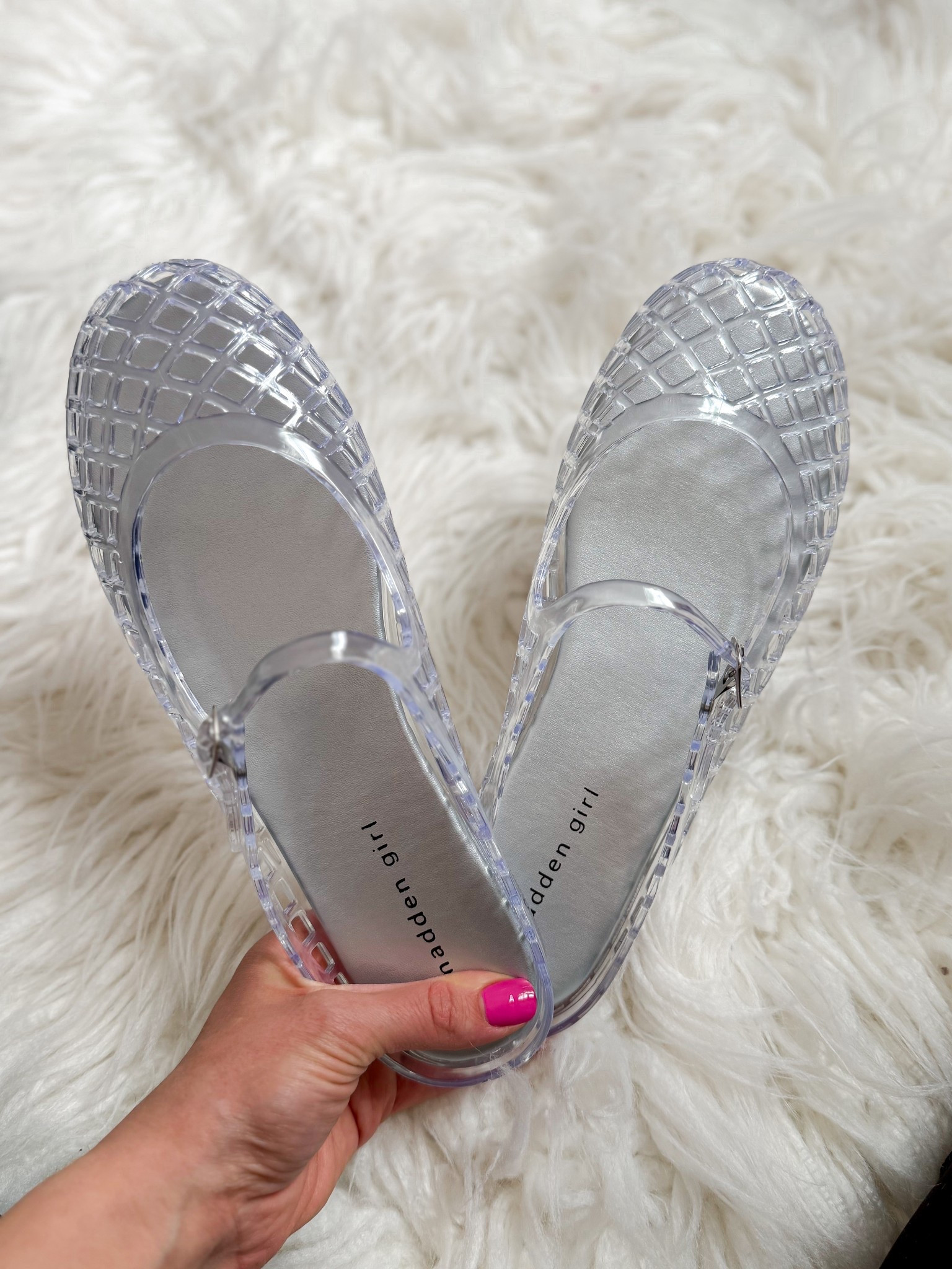 Walmart jelly shoes

#LTKmomlife