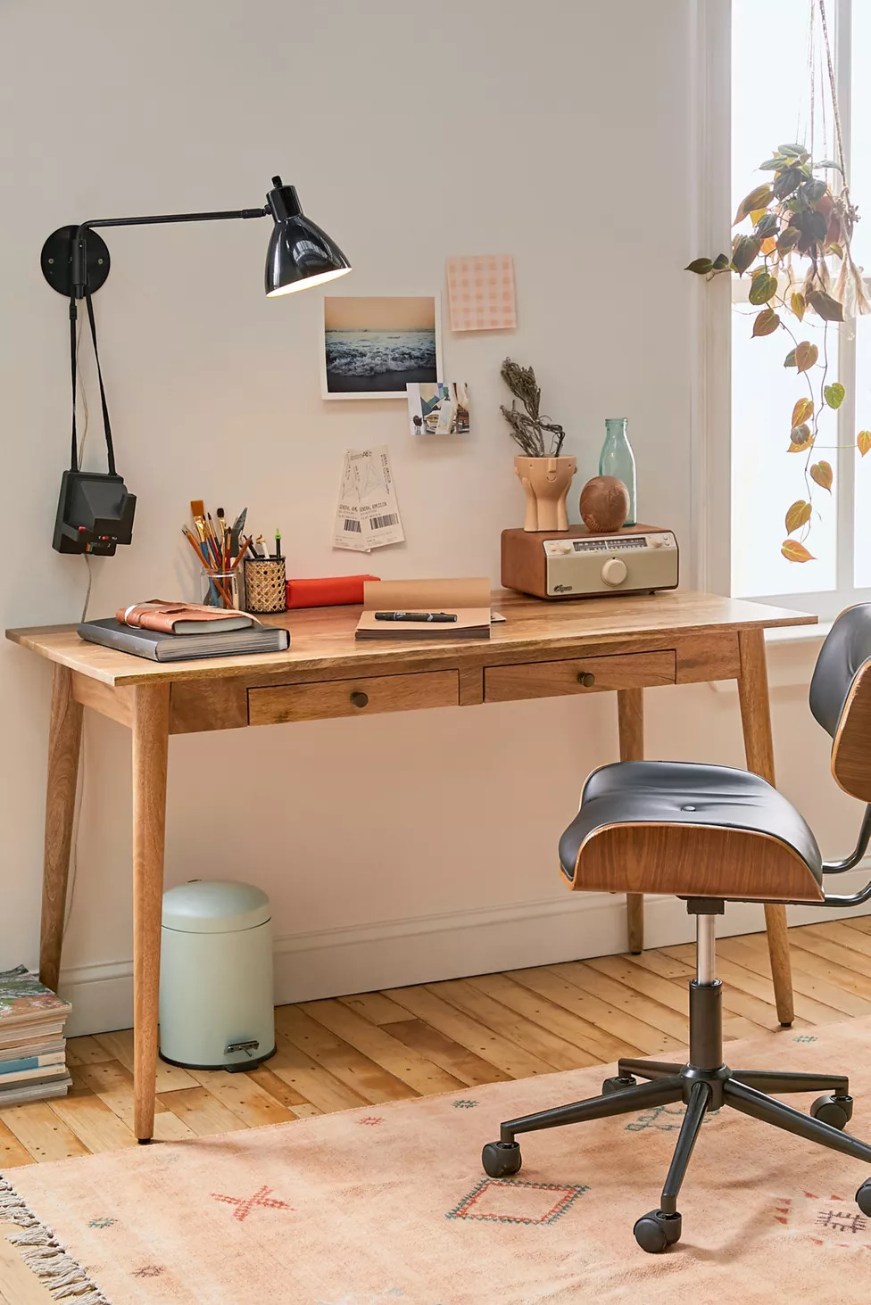 Amelia Desk | Urban Outfitters (US and RoW)