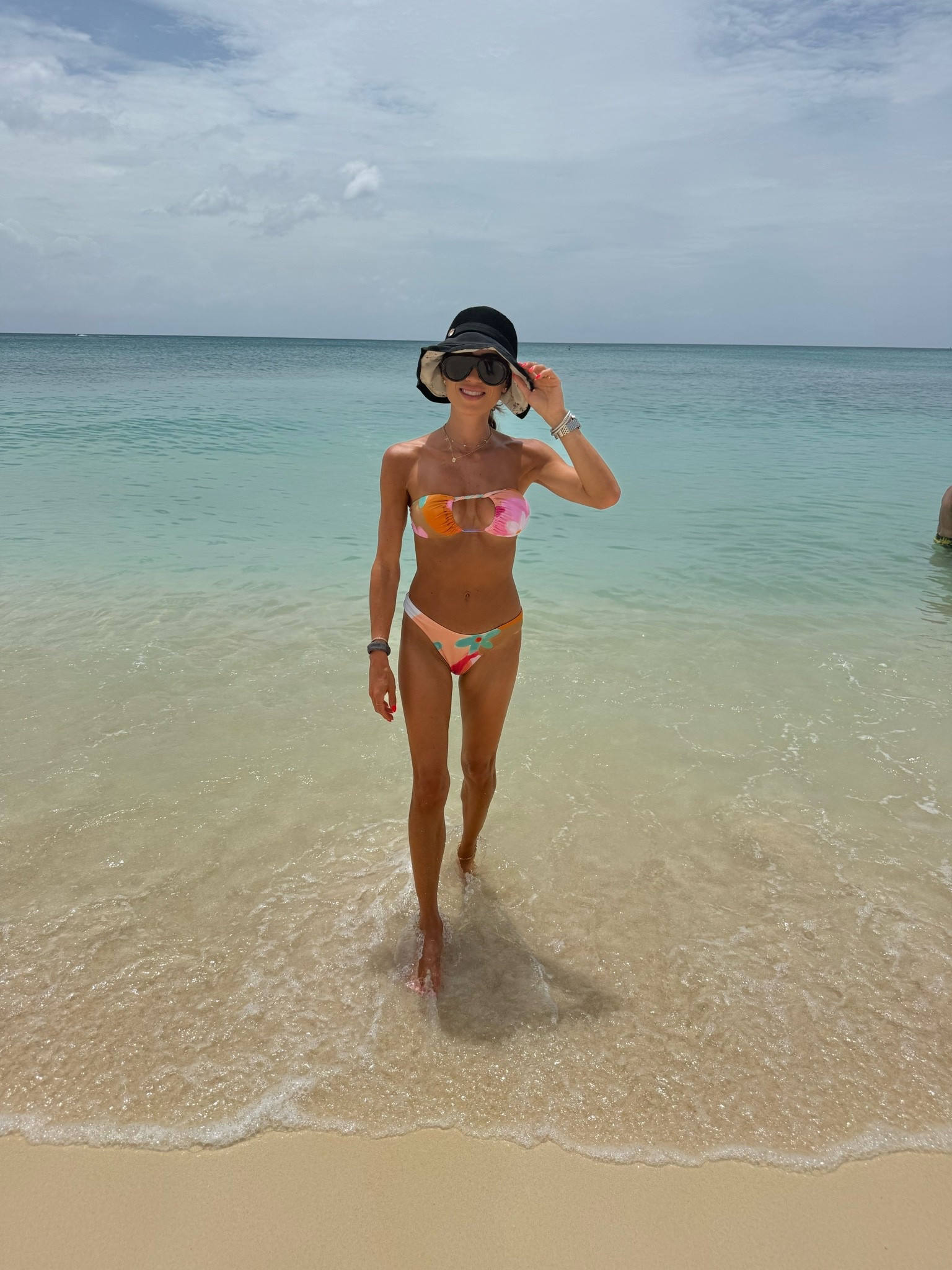Colorful bikini size s top xs bottoms 
Convertible top into many styles

#LTKPetite #LTKSwim