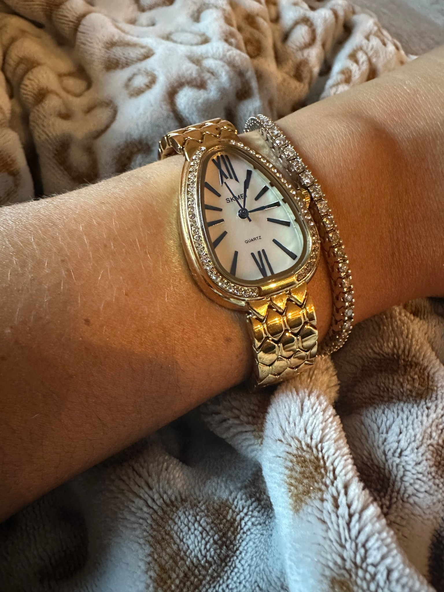 A girl all about her accessories 

#LTKStyleTip