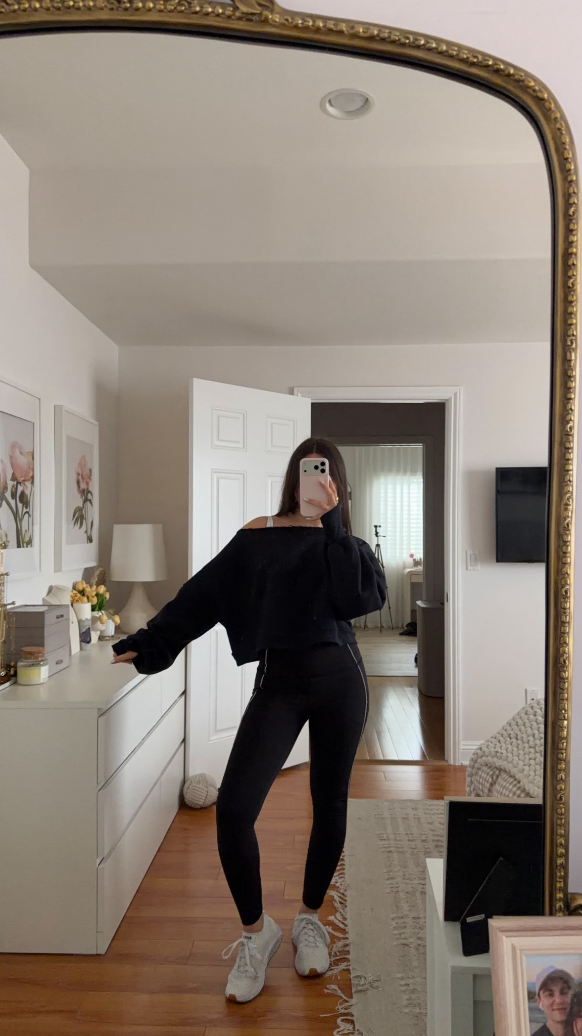 When an outfit doubles as active and casual, you know it’s a good one. These @Athleta leggings go with everything! 

Women’s fashion, active apparel, ootd, casual

#LTKootd #LTKActive #LTKdayinmylife