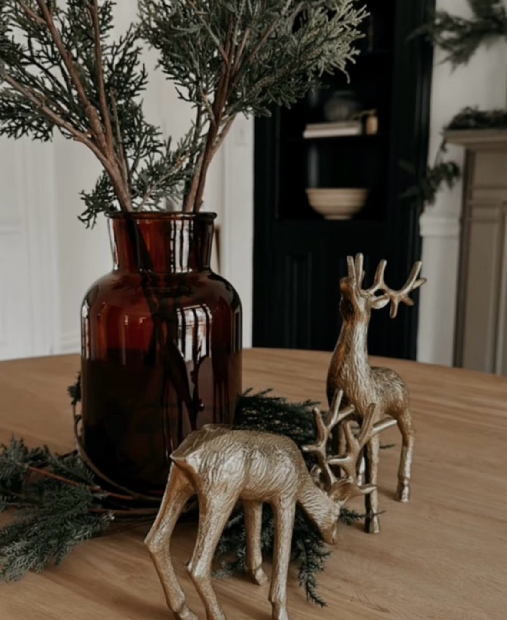 holiday home decor neutral home decor 
#holidaydecor #neutralhome #holidayhomedecor #christmasdecor

#LTKHoliday #LTKSeasonal #LTKHome