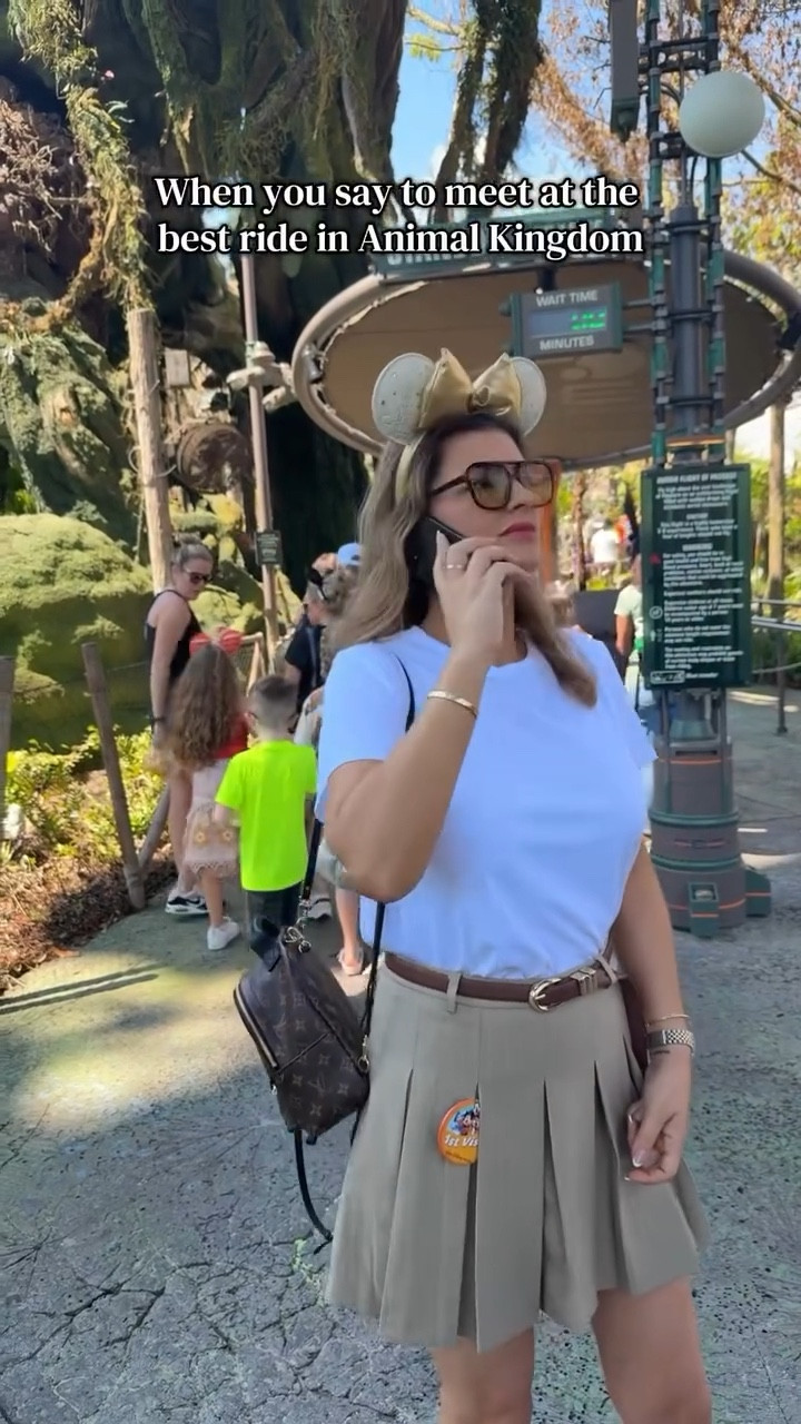 I guess we didn’t agree which was the best ride🤍🤭

#Disneyhumor#Disneyworld #animalkingdom#fun

#LTKootd #LTKmomlife #LTKTravel