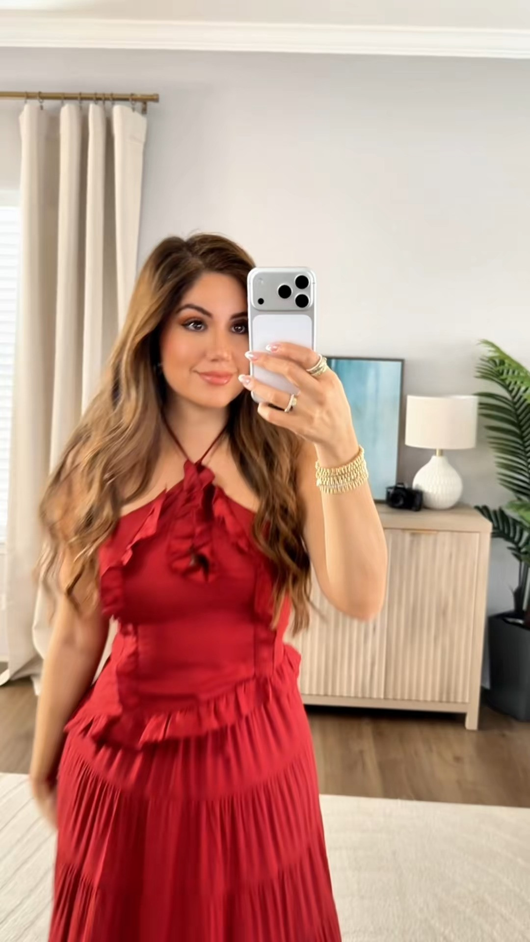 Such a pretty set. Love the ruffle details and that deep red color ❤️ 

 #LTKHoliday #LTKootd #LTKWedding