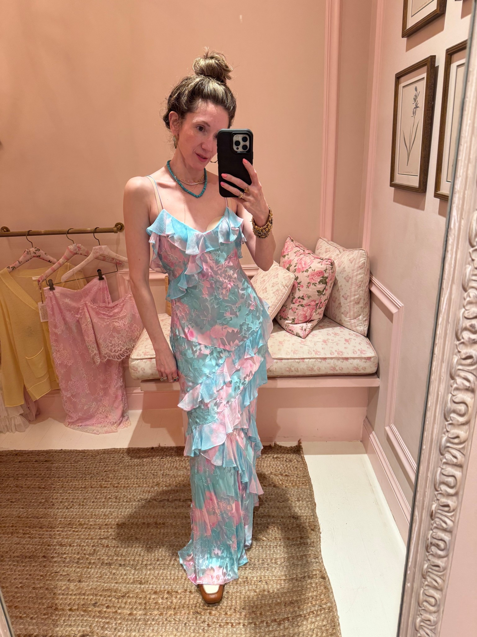 Gorgeous wedding guest dress! Wearing xs

#LTKTravel #LTKParties #LTKWedding