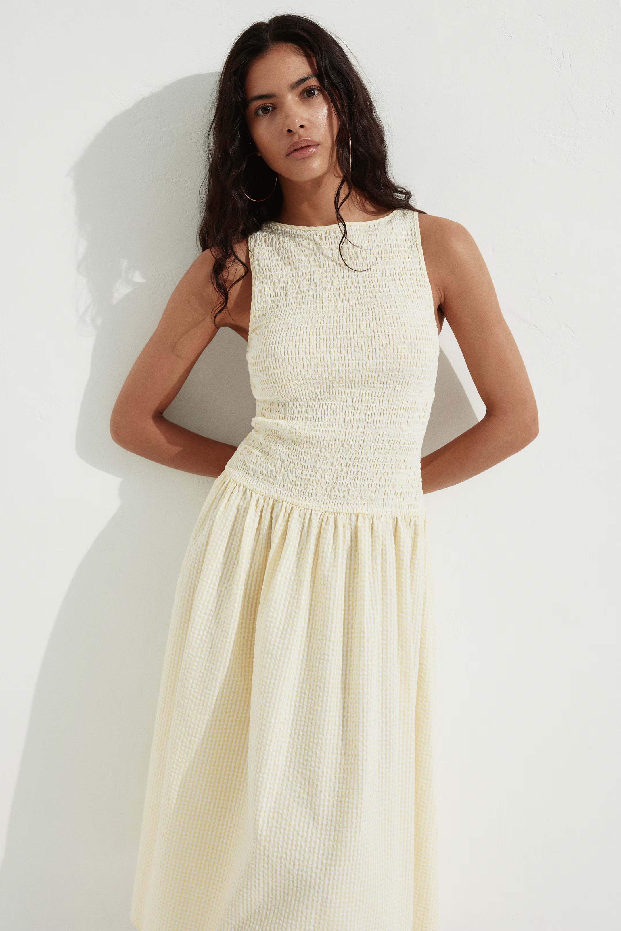 Smocked seersucker dress | H&M (UK, MY, IN, SG, PH, TW, HK)