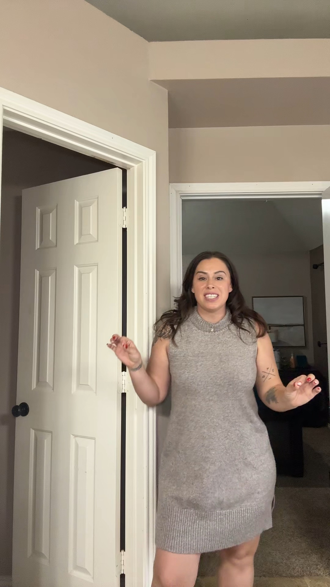 This sleeveless sweater dress is fall perfection 🍂 

Cozy enough to lean into the season, but lightweight so you’re not burning up. Pair it with boots or a denim jacket for the perfect transitional look! 🤎

#FallFashion #OOTD #SweaterDress #LTKStyle #TransitionalOutfit

#LTKSeasonal #LTKFindsUnder50 #LTKMidsize