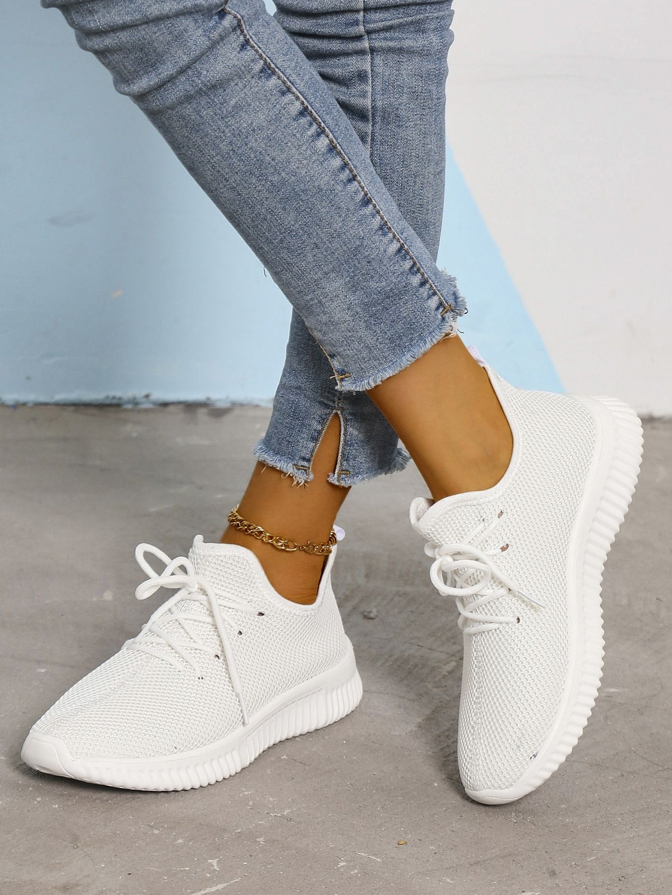 Minimalist Lace Up Decor Mesh Sneakers | SHEIN