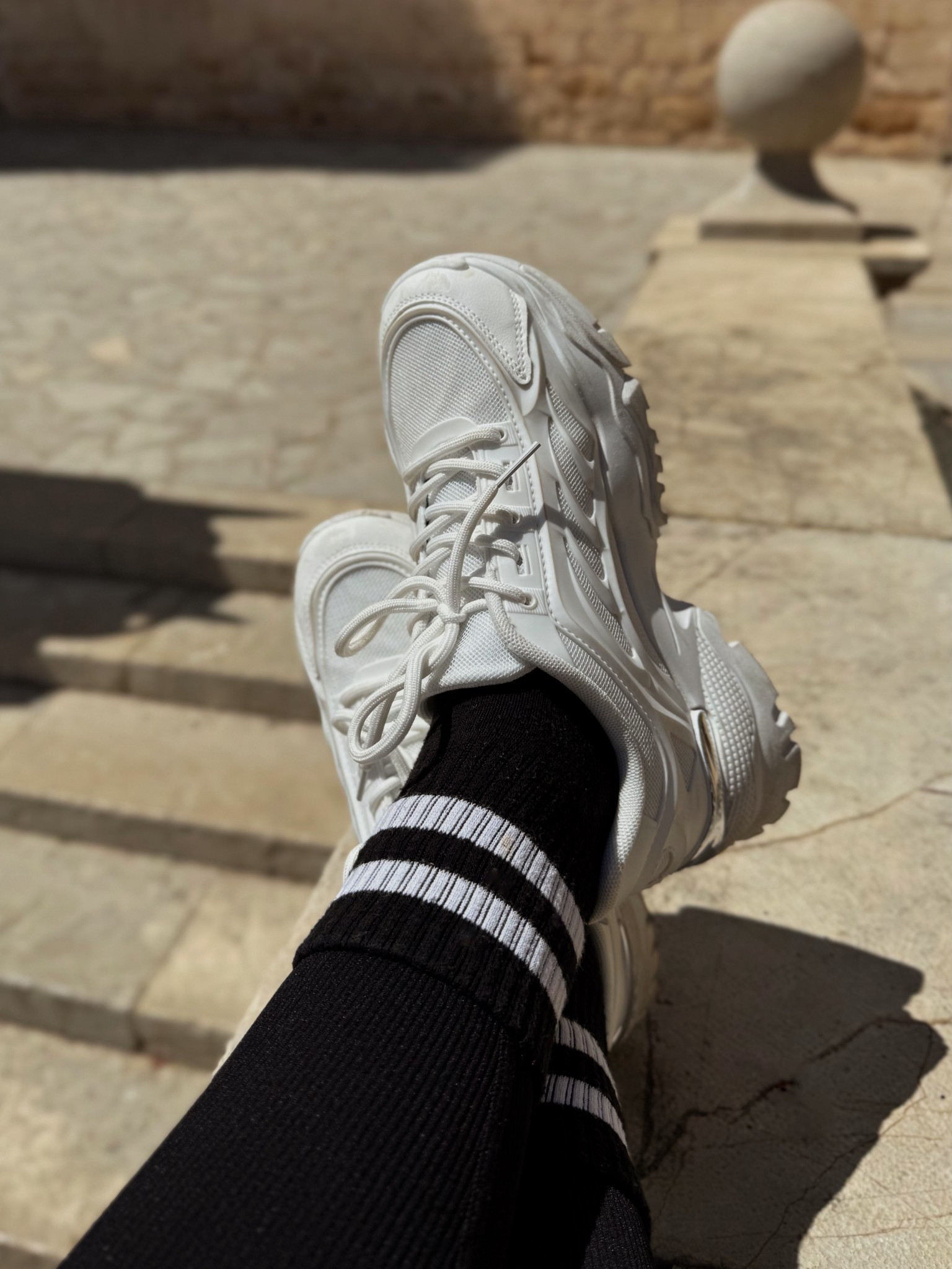 Las Sneakers blancas perfectas 

#LTKespana