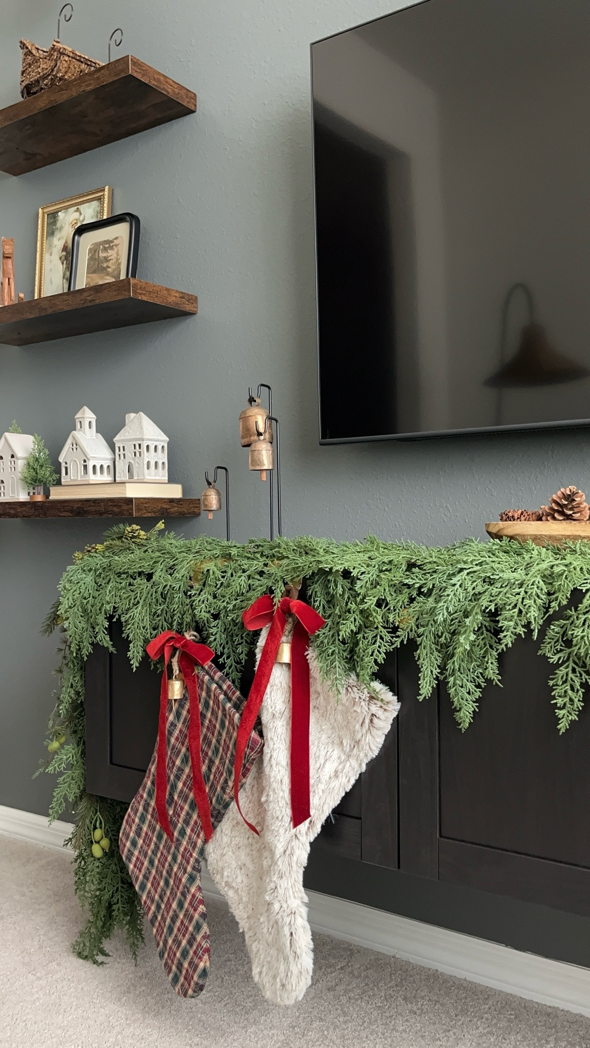 Family room Christmas ✨🎄🎅🏻

#LTKHoliday #LTKSeasonal #LTKHome