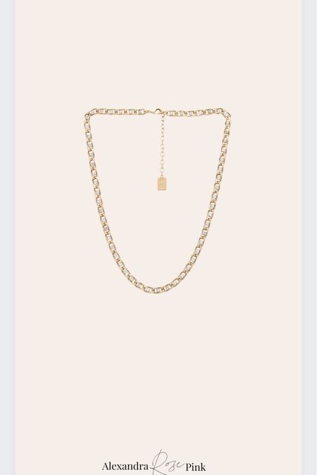 I loved this necklace. Under $150 too! Stunning 

#LTKSeasonal #LTKstyletip