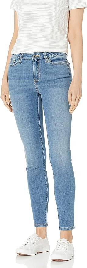 Amazon Essentials Women's Mid-Rise Skinny Jean | Amazon (US)