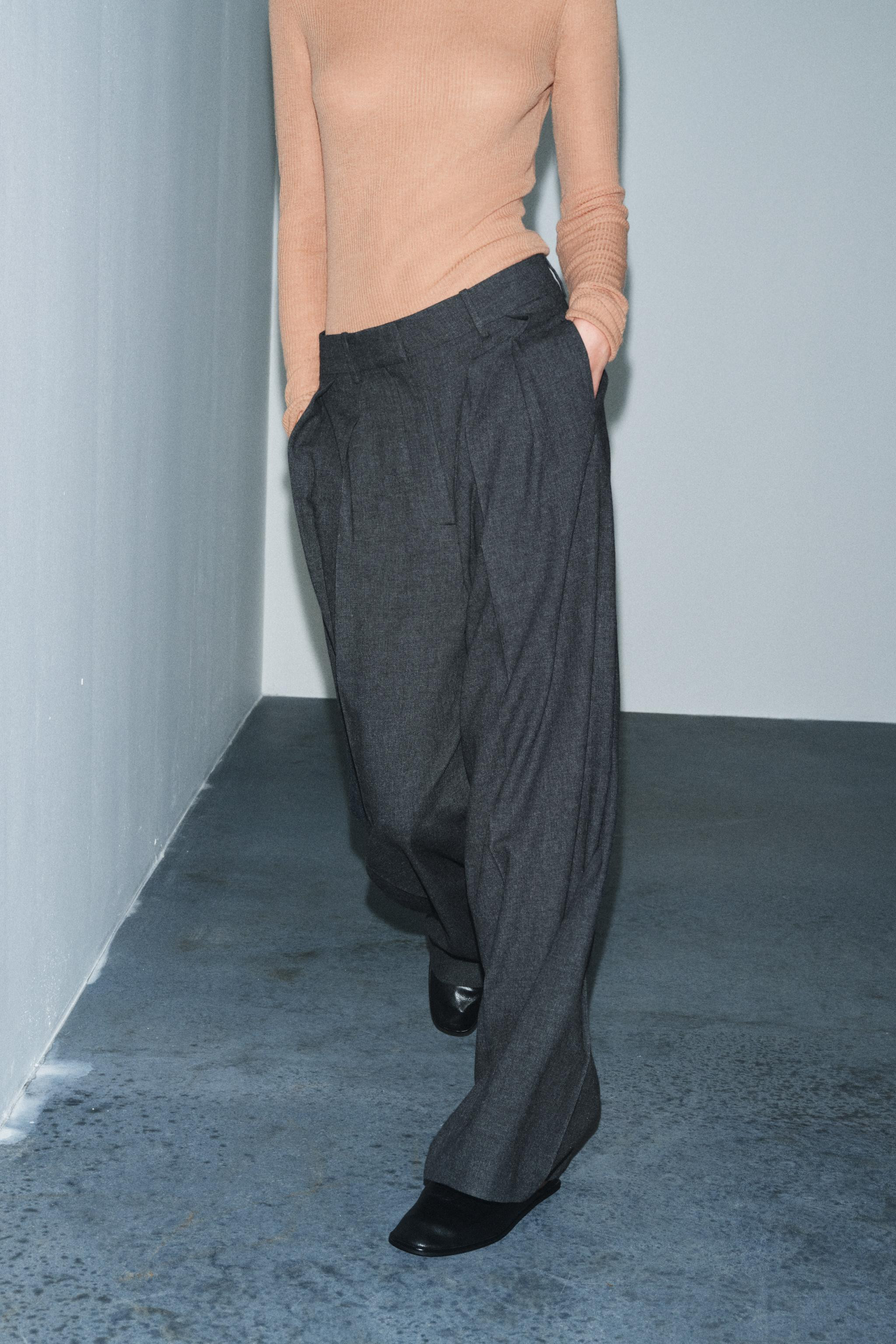 WIDE-LEG PLEATED PANTS ZW COLLECTION | Zara US