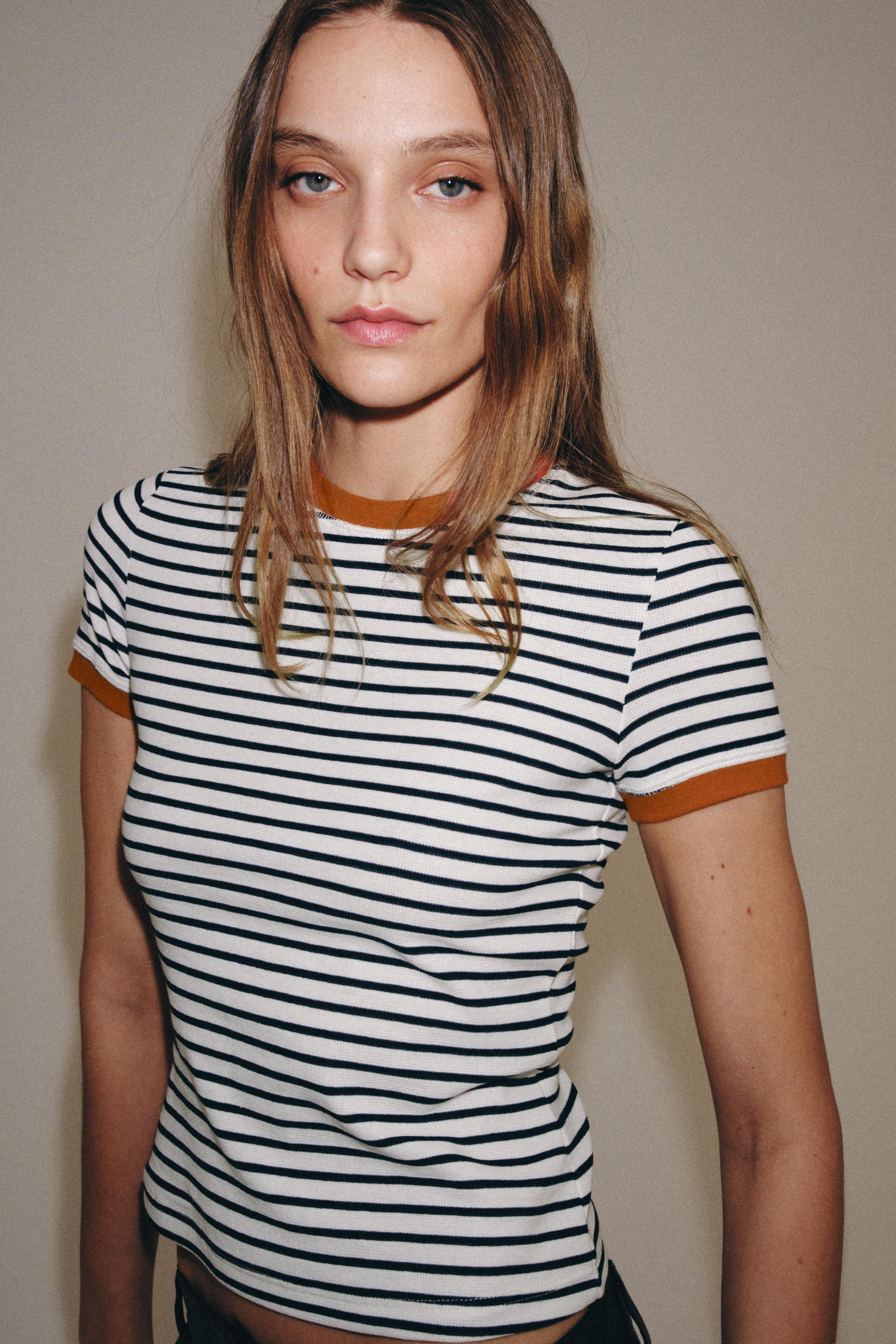 STRIPED SHORT SLEEVE T-SHIRT | Zara US