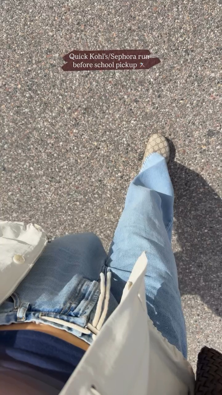 Jeans: tts (4) these are like a lounge denim, lightweight and comfy 
Clogs: tts, size up if between

#LTKSeasonal #LTKSaleAlert #LTKootd