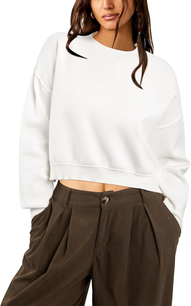 Newshows Women's Cropped Sweater Fall Fashion 2023 Batwing Long Sleeve Crewneck Side Slit Oversiz... | Amazon (US)