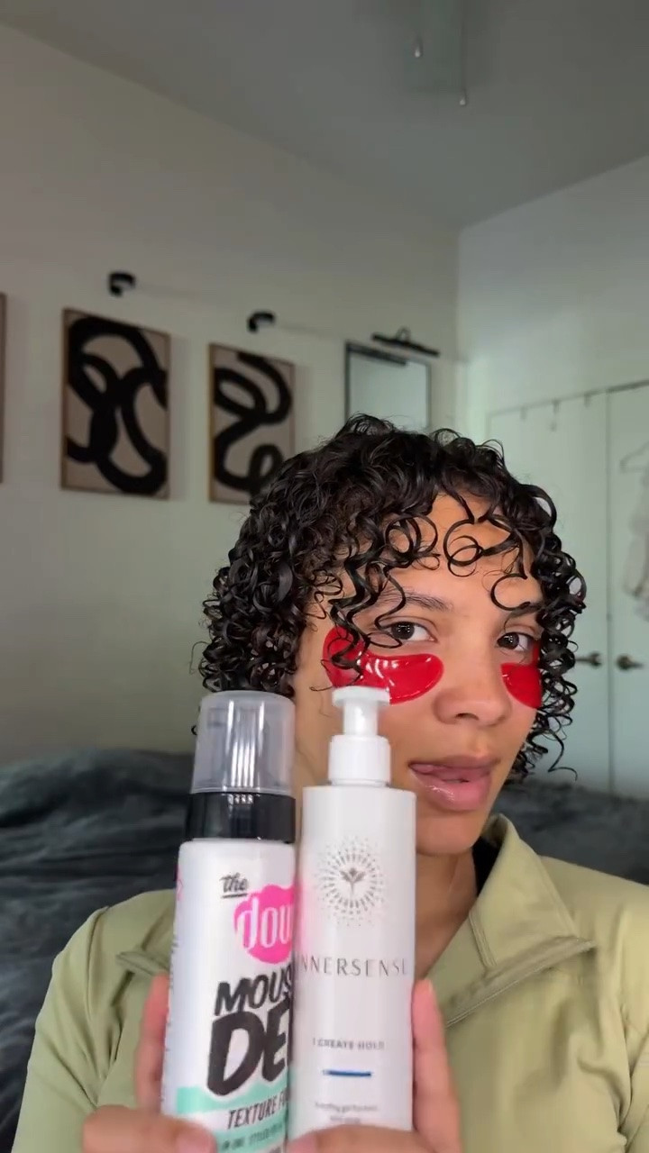 Like excuse me…💁🏽‍♀️🧼✨ 
-
-
-
-
#explore #curlyhair #curly #curls #curlyhairstyles

#LTKootd #LTKselfcare #LTKBeauty