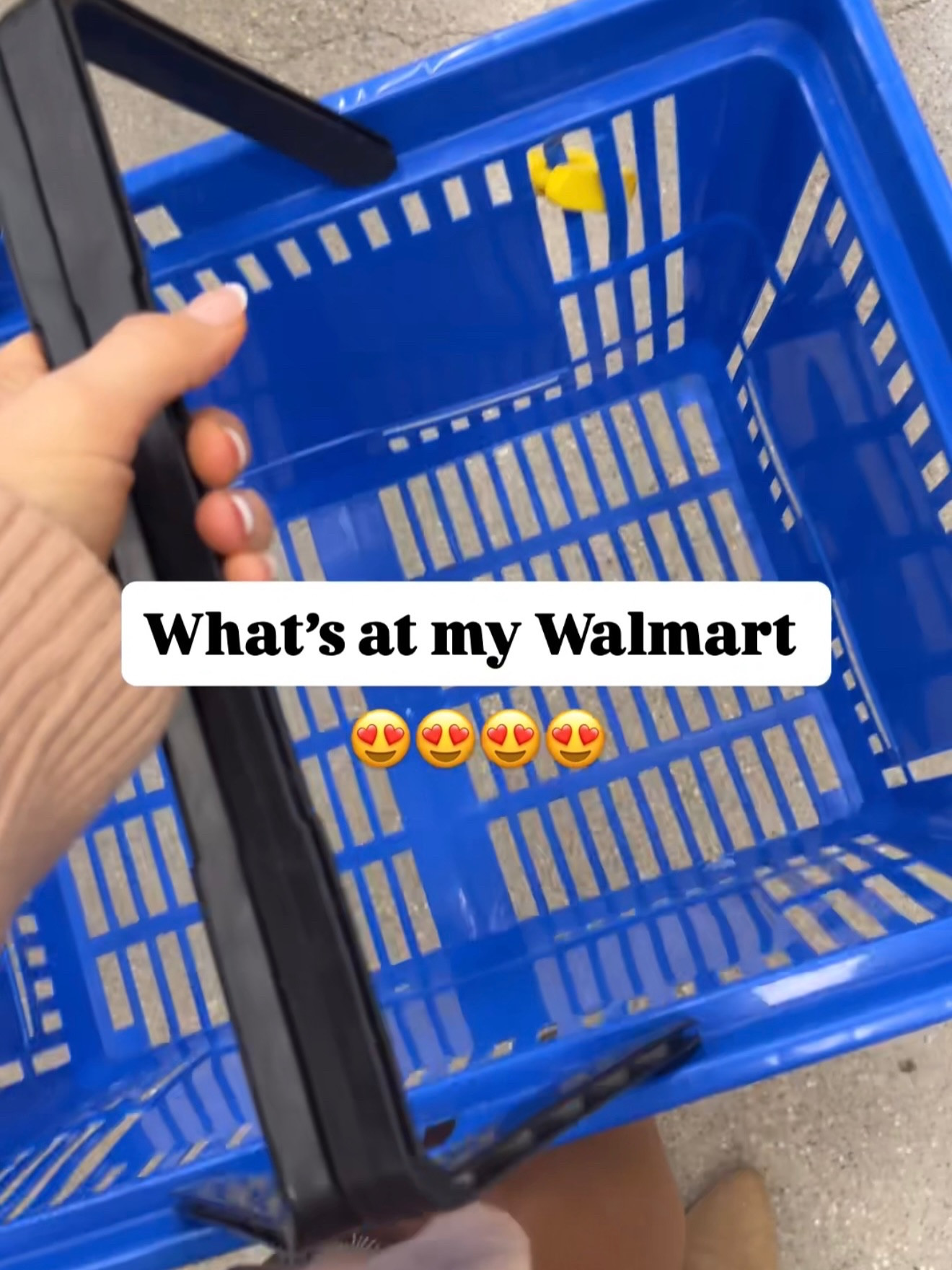 Walmart is serving up the cutest finds! 🤌 Comment SHOP and I’ll send you the links! I'm obsessed with the luxe-for-less aesthetic, the wrapping paper prints are perfection, and the holiday blankets are ridiculously soft! So many must haves👏 #walmartfinds #shopwithme🛍 #walmartshopping #walmartstyle #walmartfortheholidays #walmartfashionfinds #wallyworld