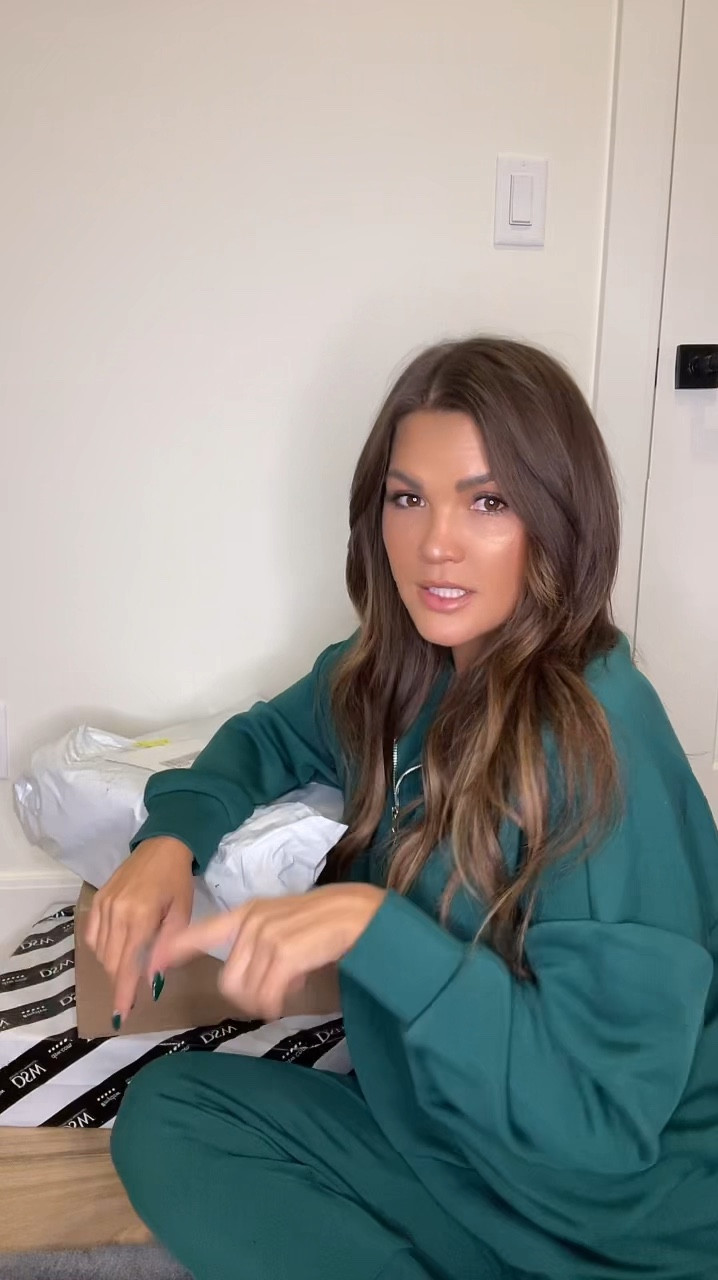 DSW Fall Haul: 
Dr. Marten Carlson Clog 
Koolaburra by Ugg Burree Platform Slipper 
Adidas Run 70s 2.0 sneaker 
Crown Vintage Reny Boot





#LTKShoeCrush