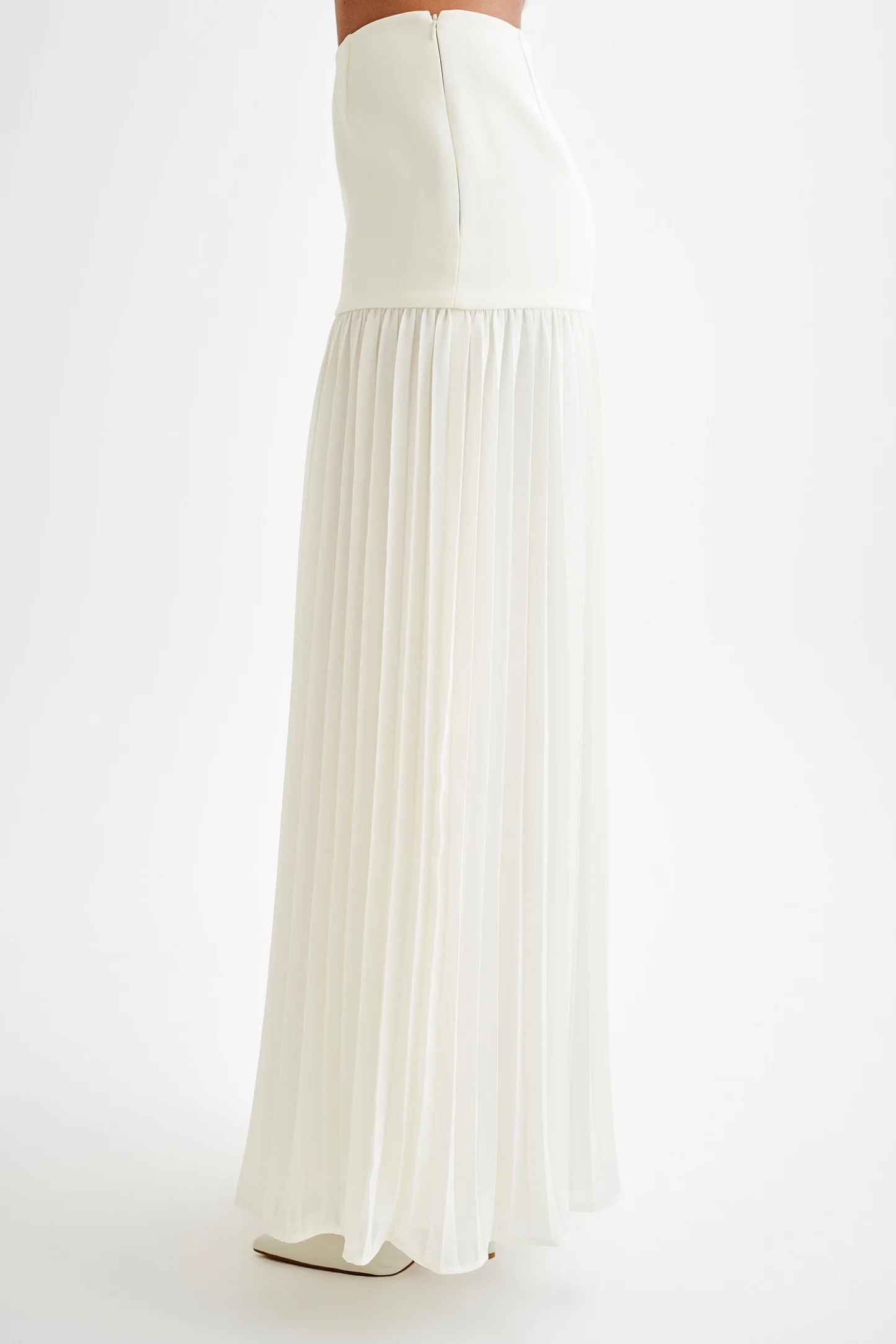 Pleated Maxi Skirt - Ivory | MESHKI US